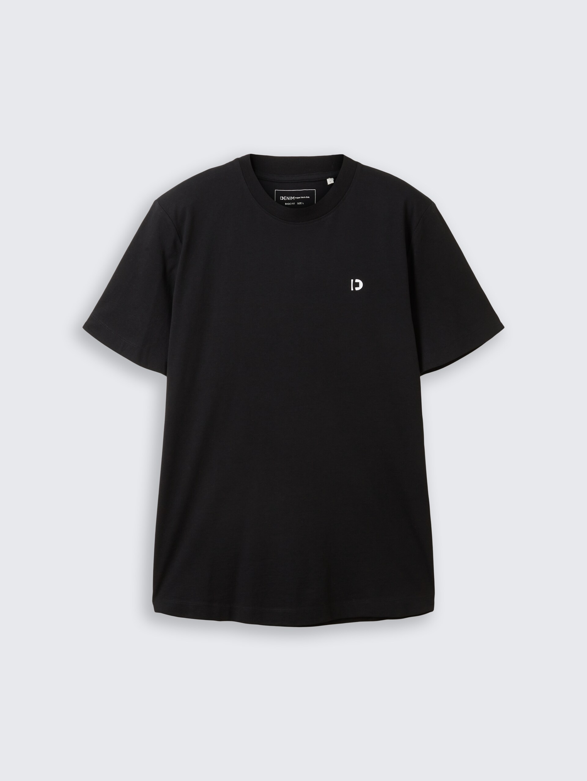 Basic T-shirt - Black - Front product view