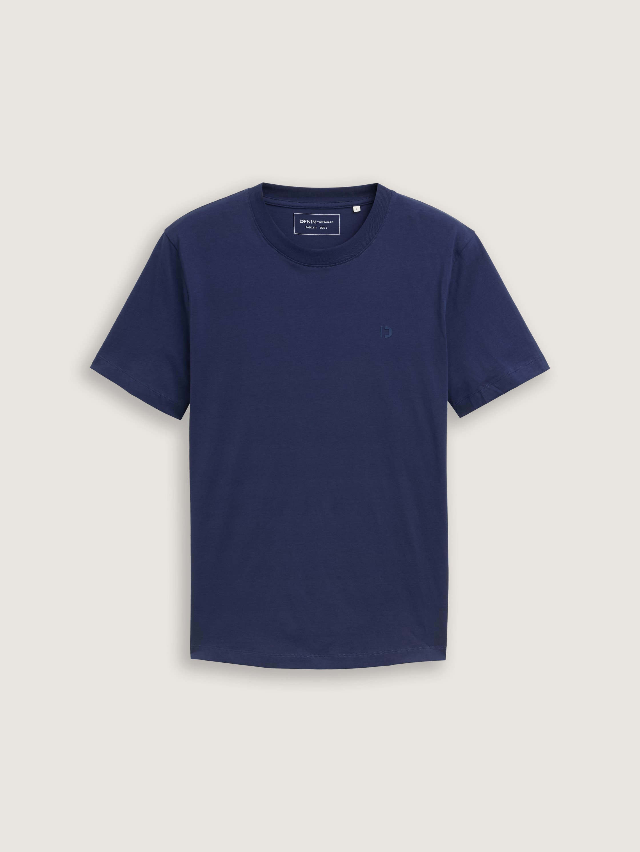Basic T-Shirt - 3