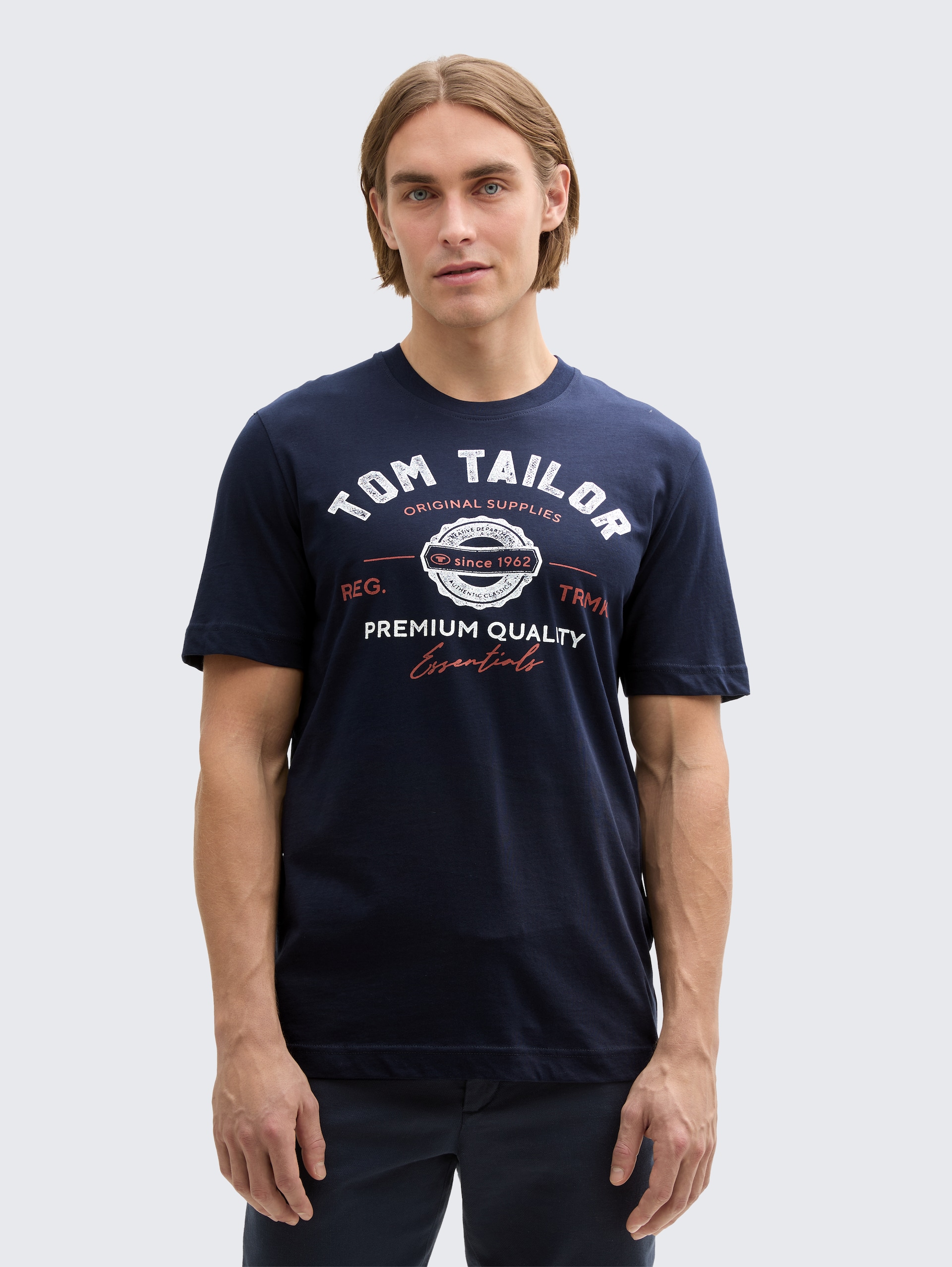 T-Shirt mit Logo-Print - sky captain blue - Ausschnitt Model-Vorderansicht