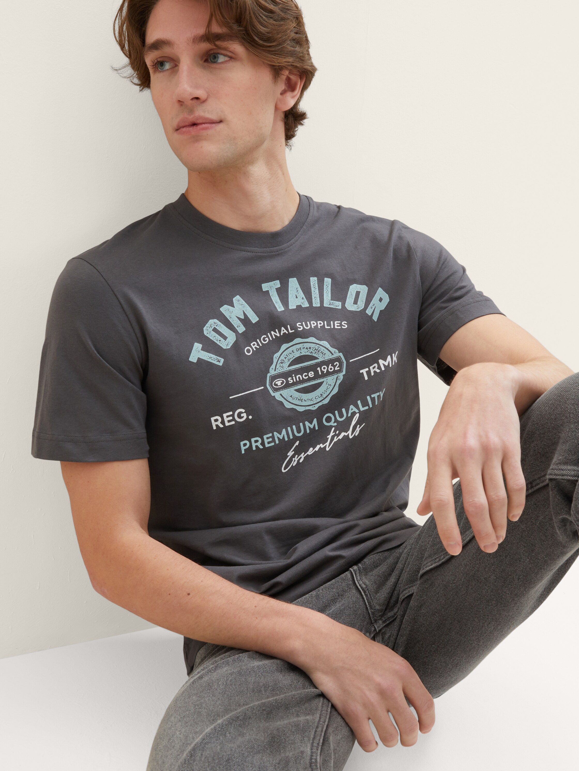 T-Shirt mit Logo-Print - 0