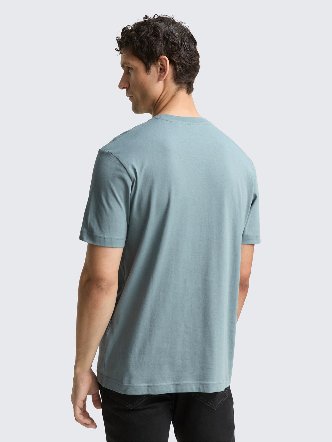 T-Shirt mit Logo-Print - grey mint - Auschnitt Model-Rückansicht