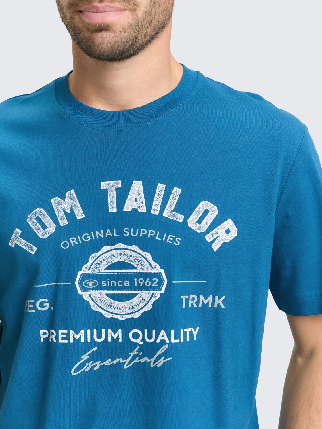 T-Shirt mit Logo-Print - blue petrol - Detail-Model-Ansicht