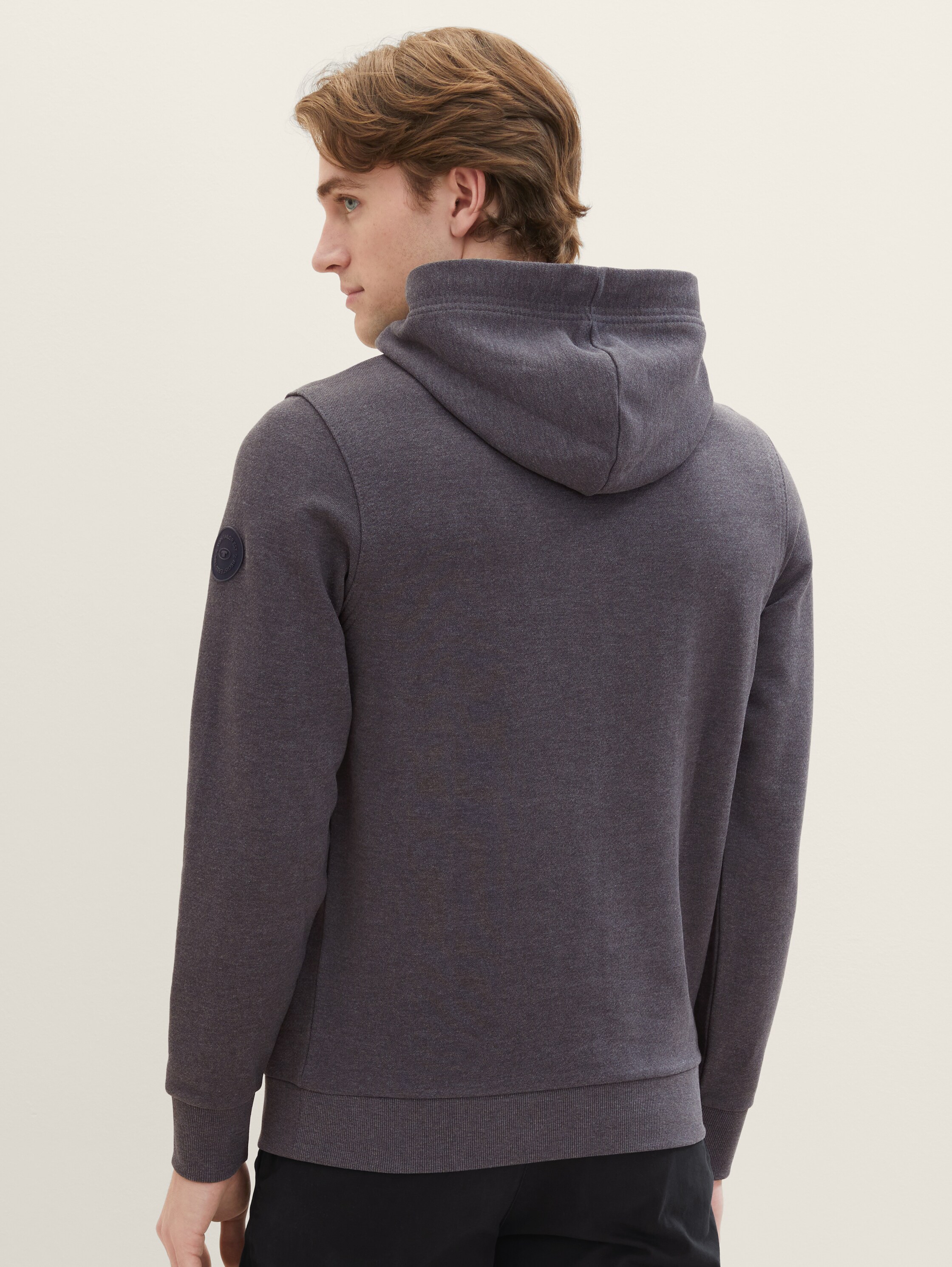 Hoodie mit Logo Print - 4