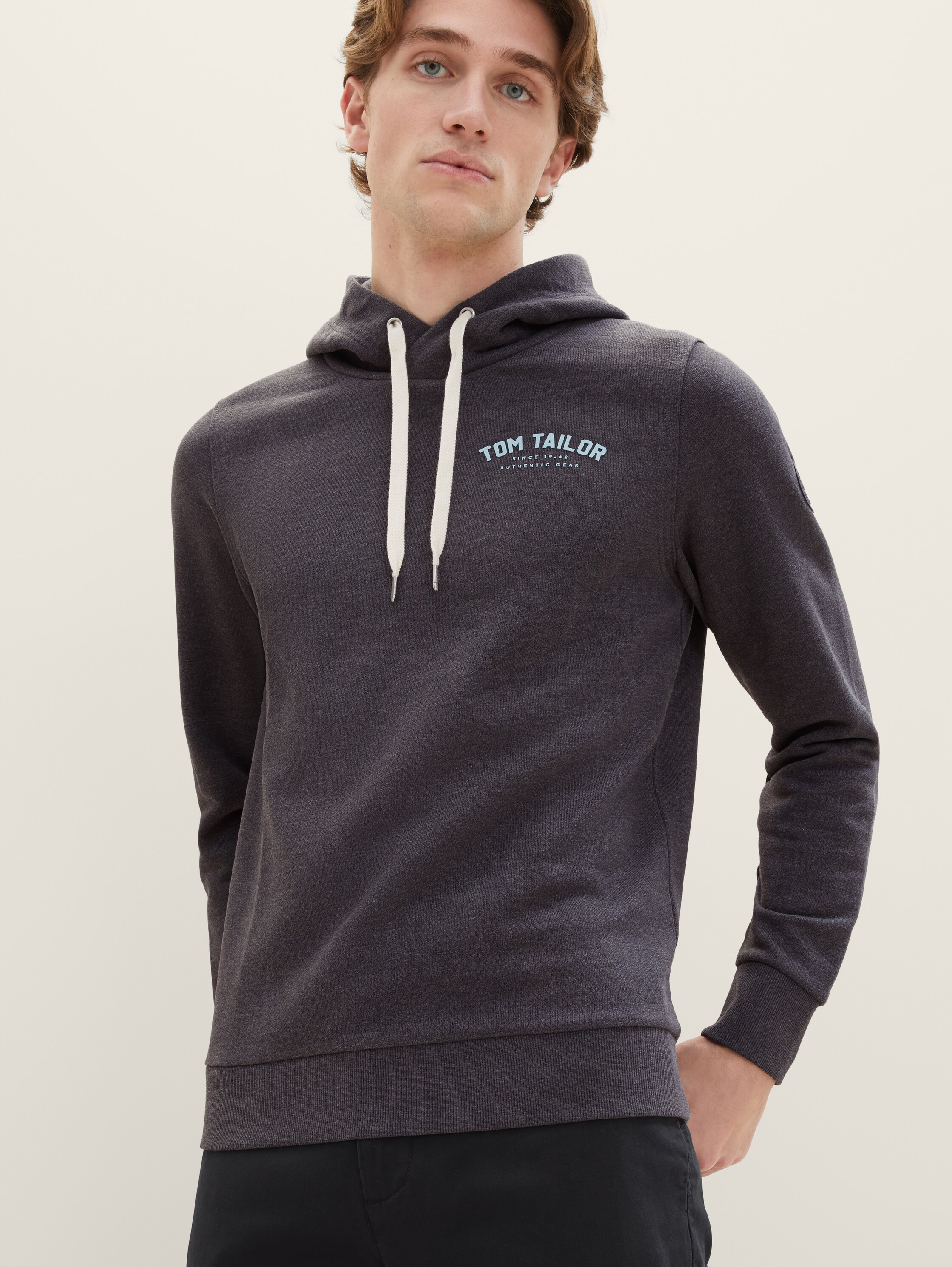 Hoodie mit Logo Print - 1