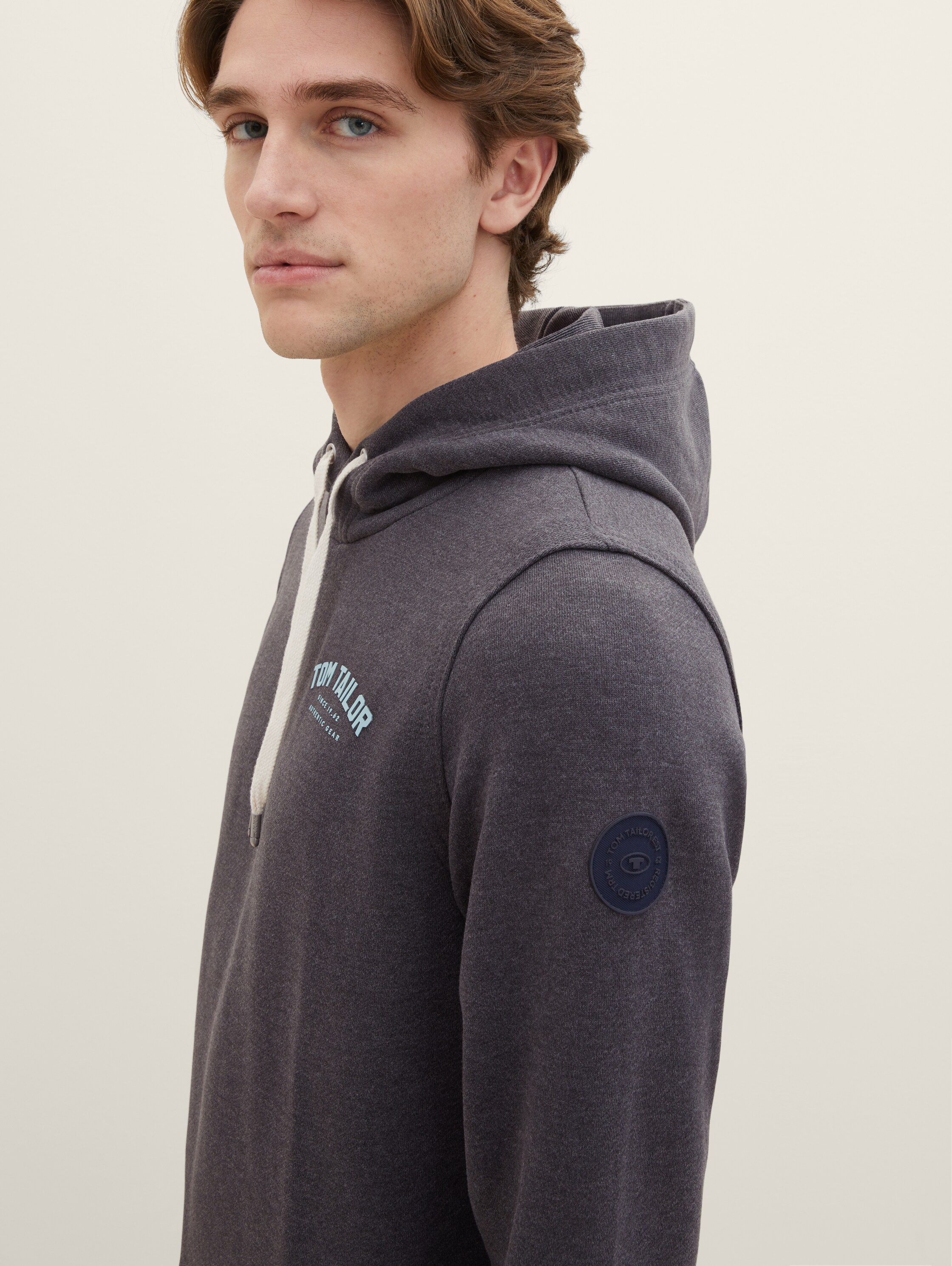 Hoodie mit Logo Print - 6