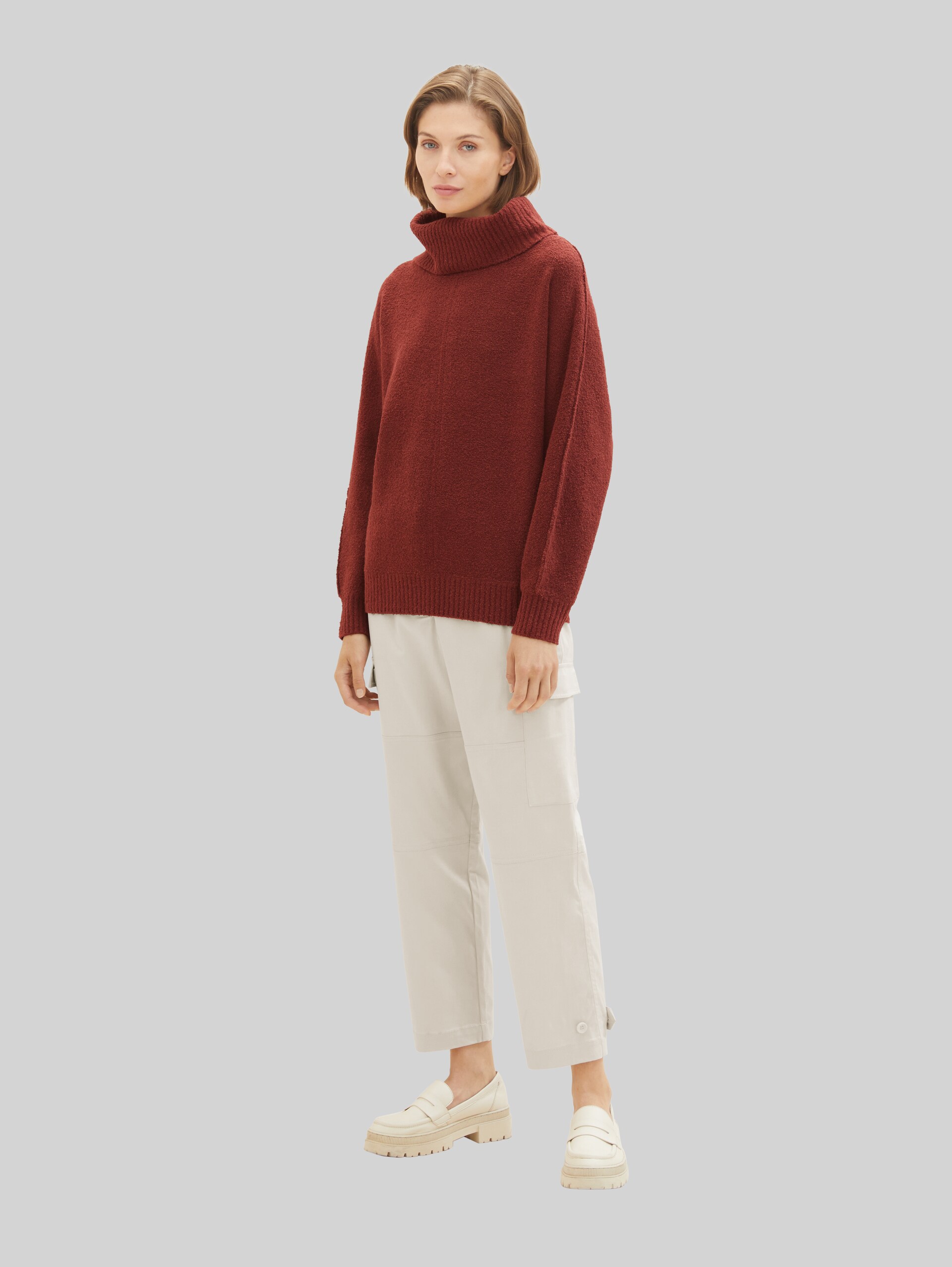 Pull tricoté - raisin - Vue de face du modèle