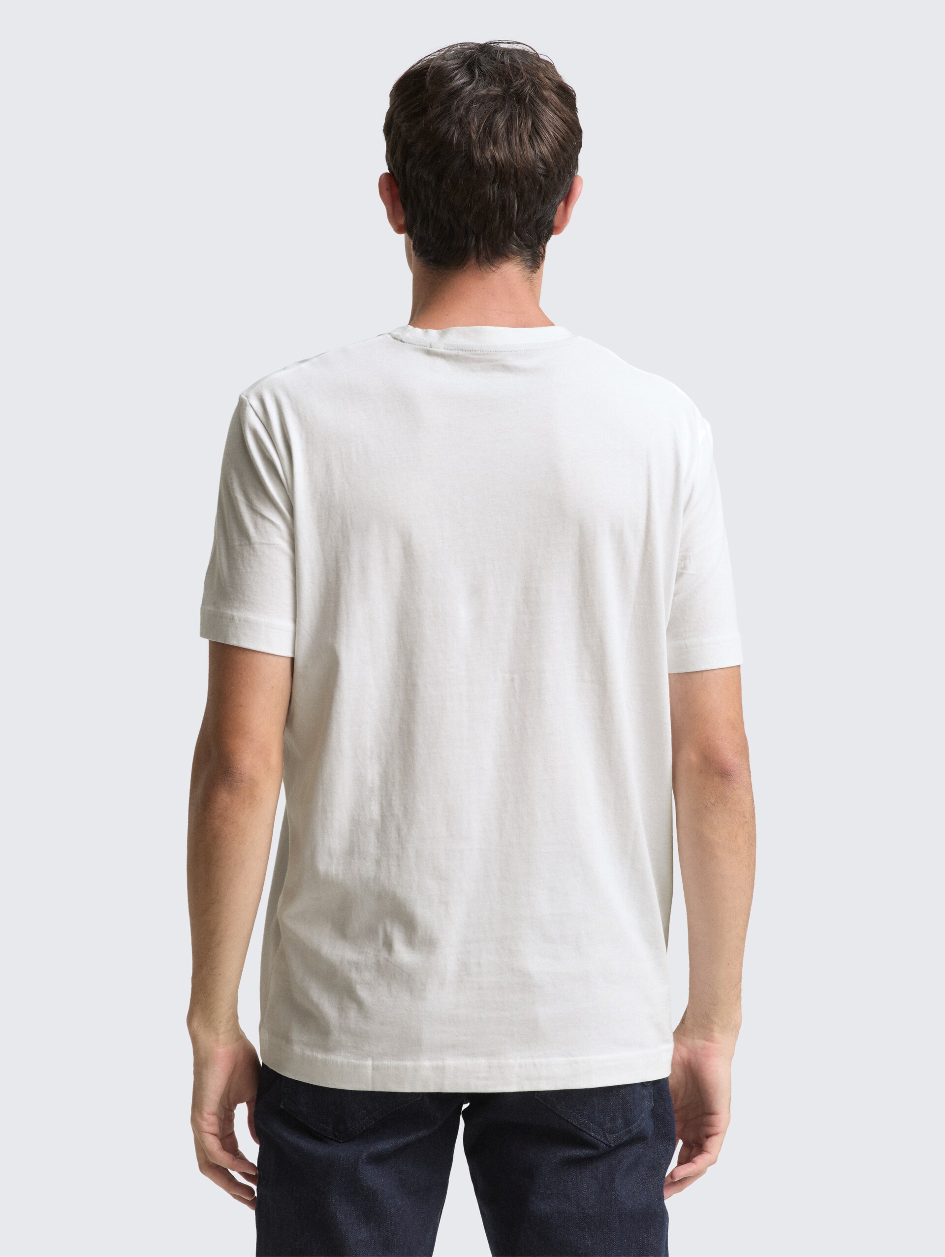 T-Shirt mit Print - White - Auschnitt Model-Rückansicht
