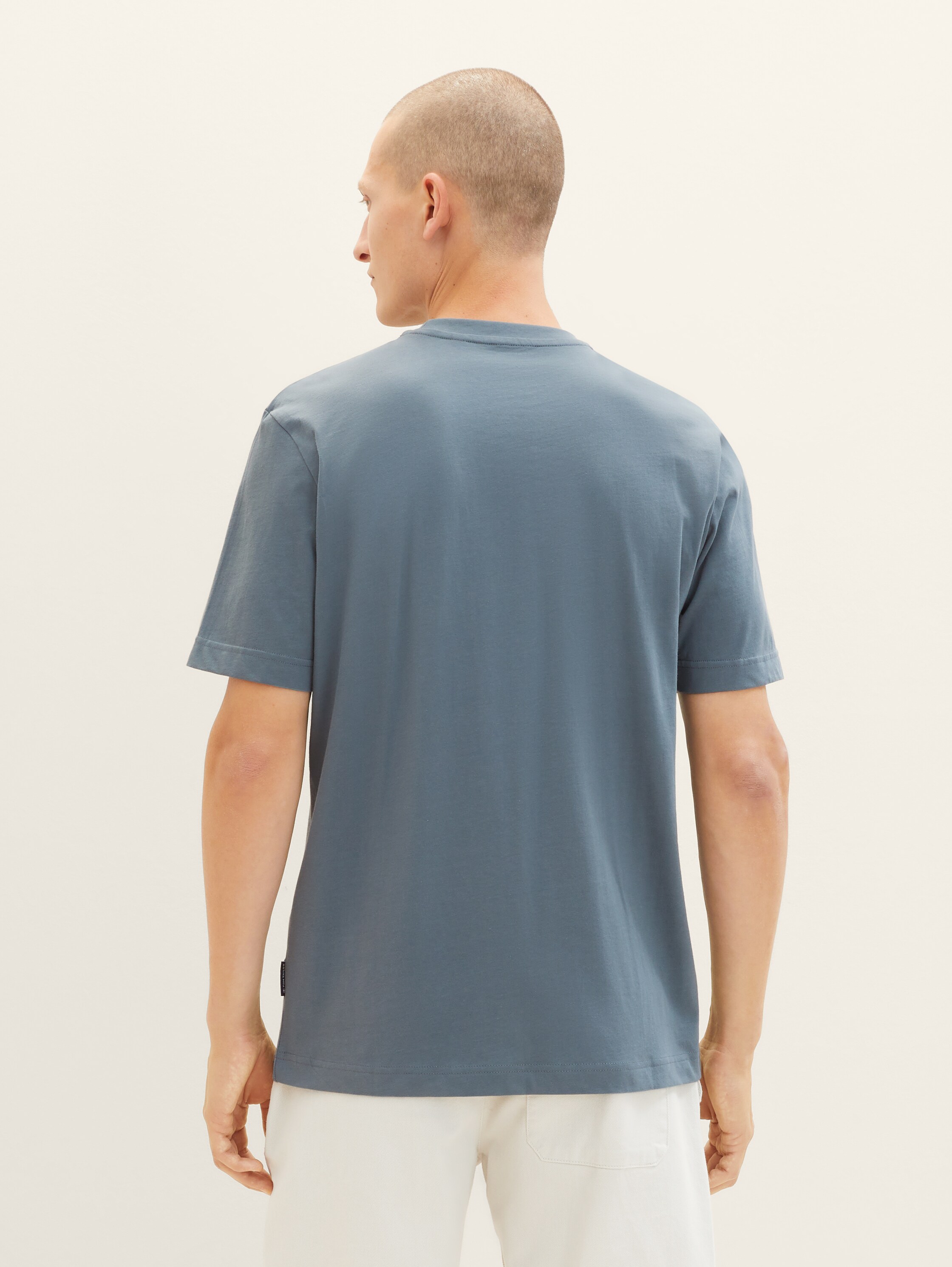 T-Shirt mit Brusttasche - 4