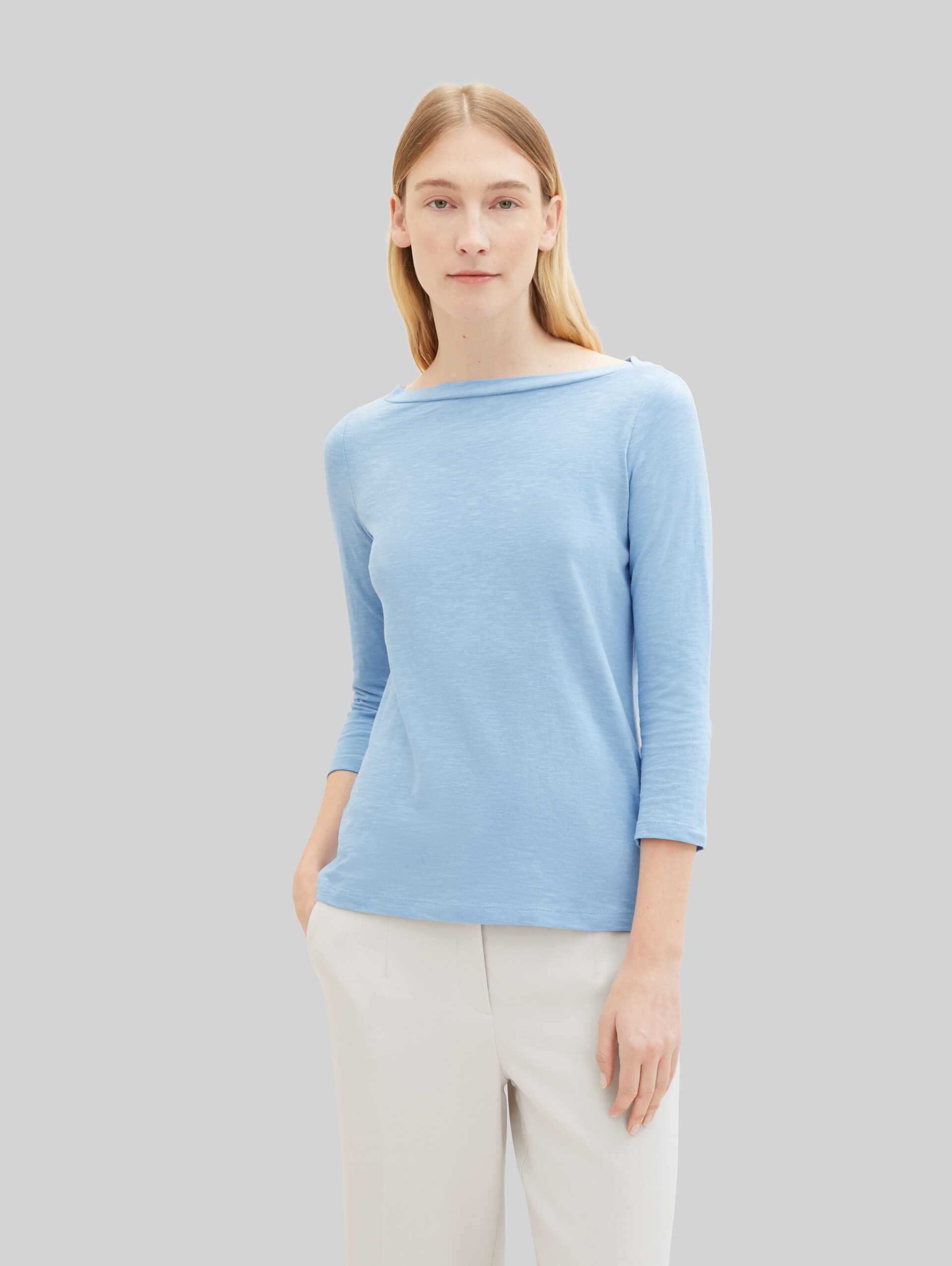 Longsleeve mit 3/4-Arm aus Baumwolle - light fjord blue - Ausschnitt Model-Vorderansicht