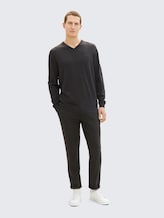 Pull en maille à col en V - Black Grey Melange - Vue de face du modèle