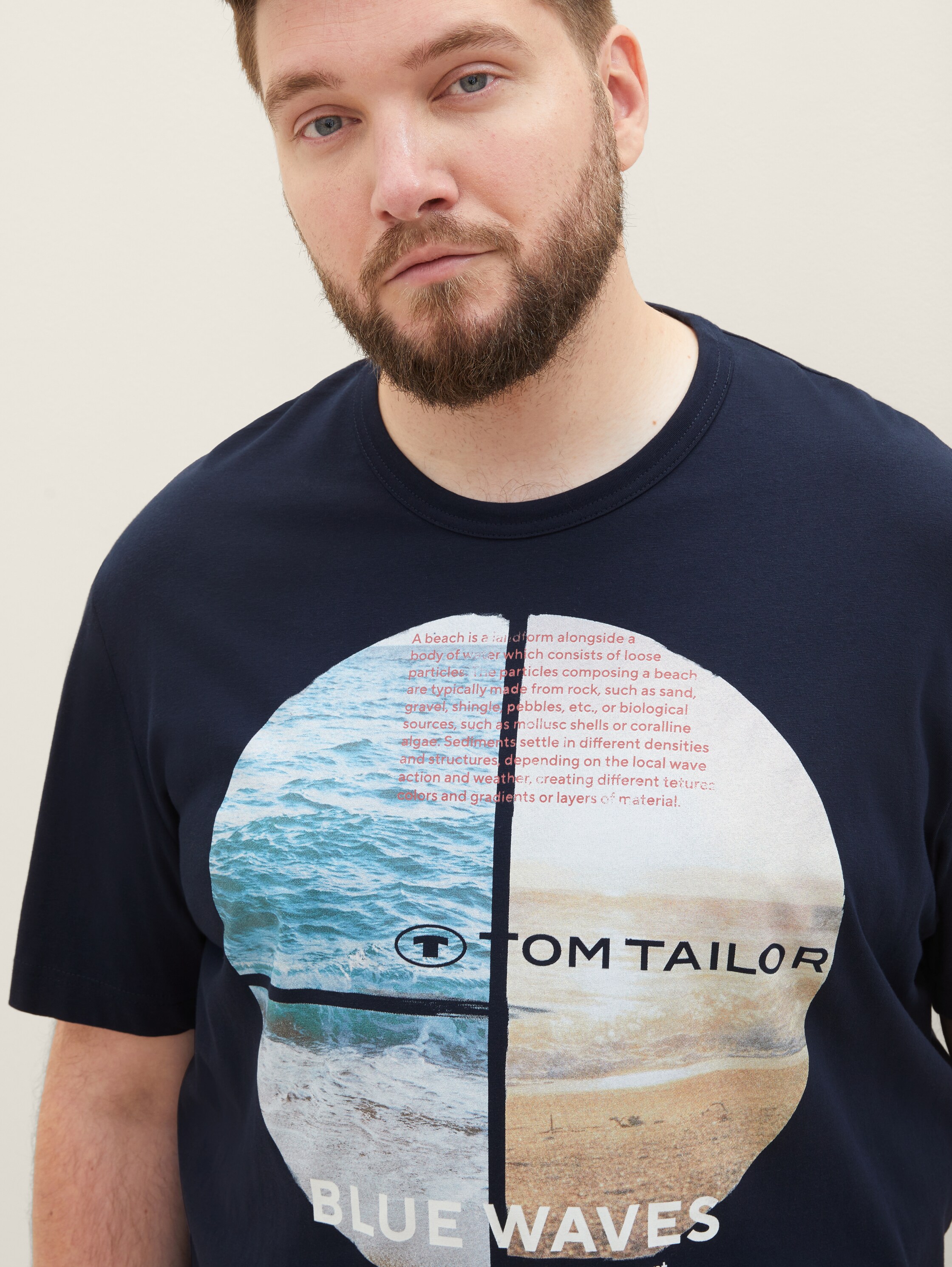 Plus Size - T-Shirt mit Fotoprint - sky captain blue - Model-Vorderansicht