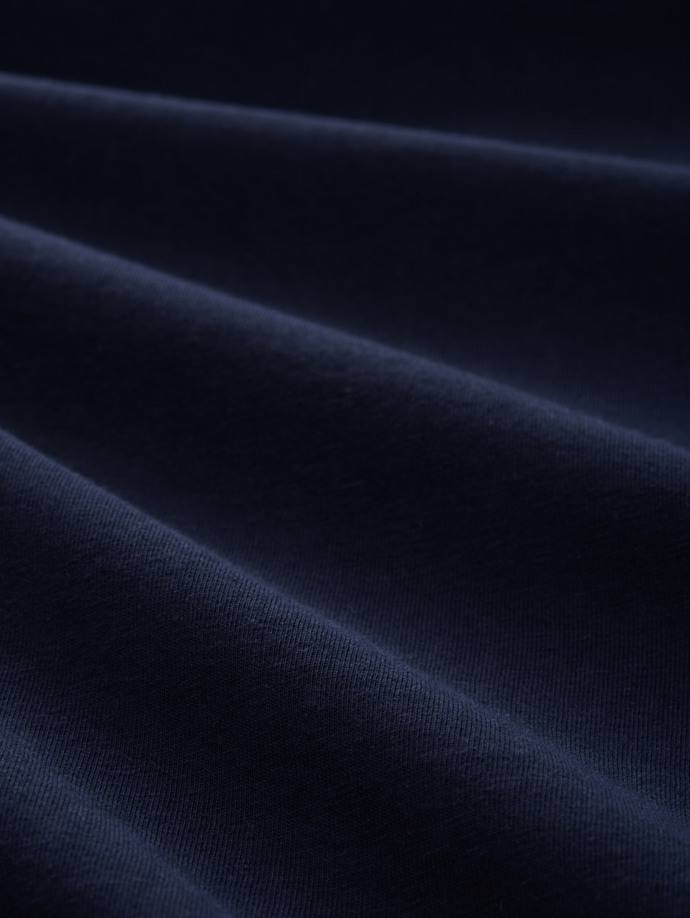 Plus Size - T-Shirt mit Fotoprint - sky captain blue - Material-Ansicht