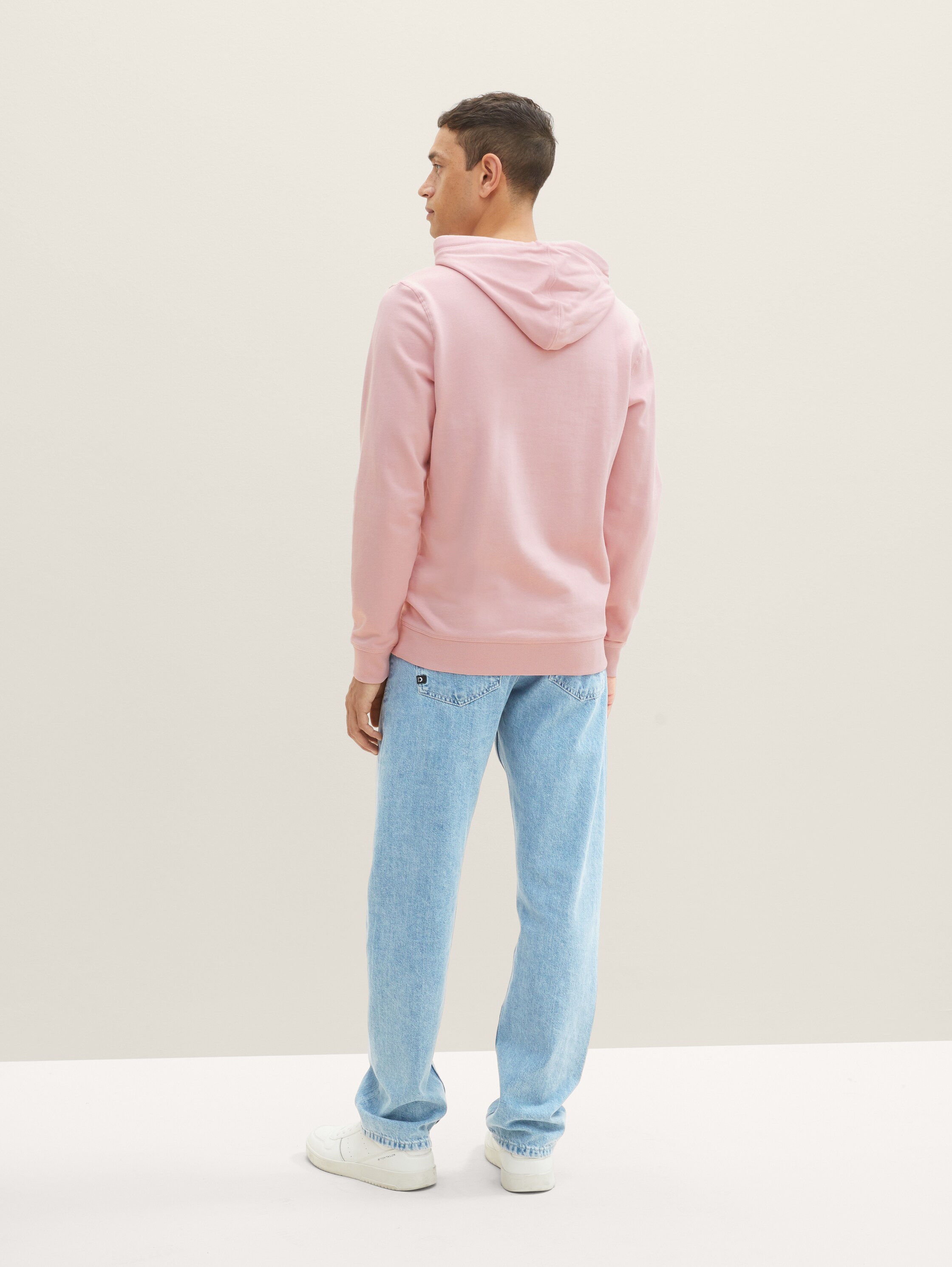 Hoodie met print - Morning Pink - Neklijn model-achteraanzicht