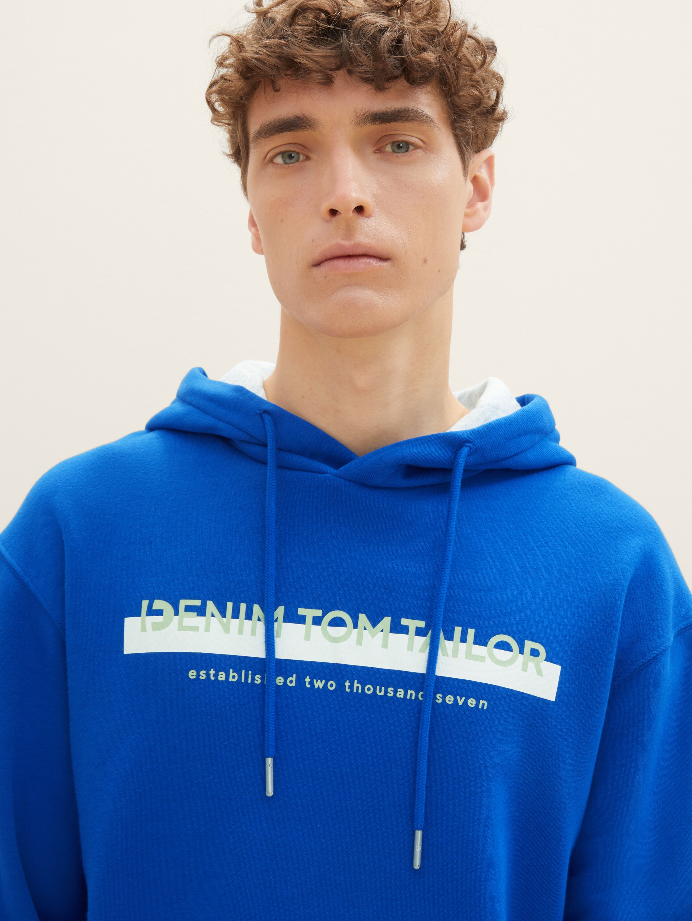 Hoodie mit Logo Print - 6