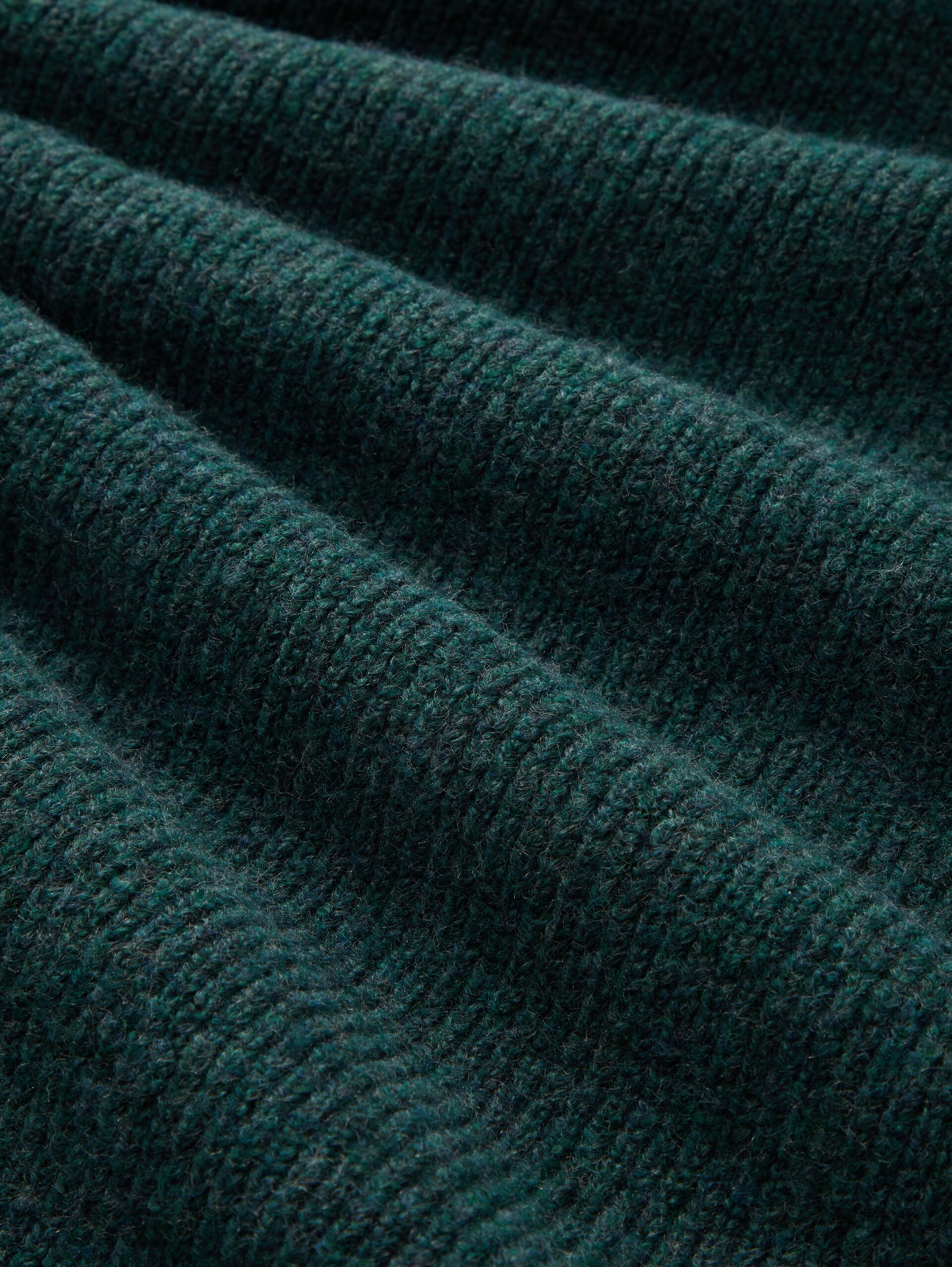 Robe en maille à col troyer - Midnight Forest Green Mélange - Vue de la matière