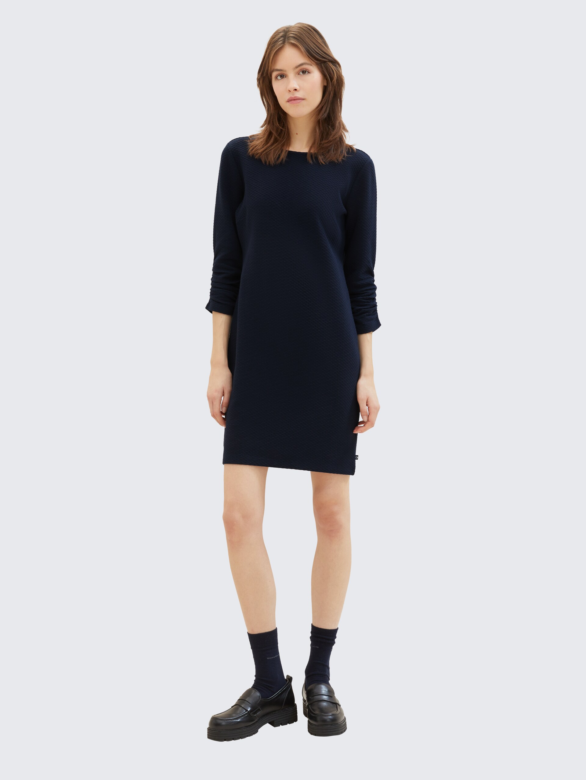 Mini-Kleid mit 3/4 Arm - sky captain blue - seitliche Model-Ansicht