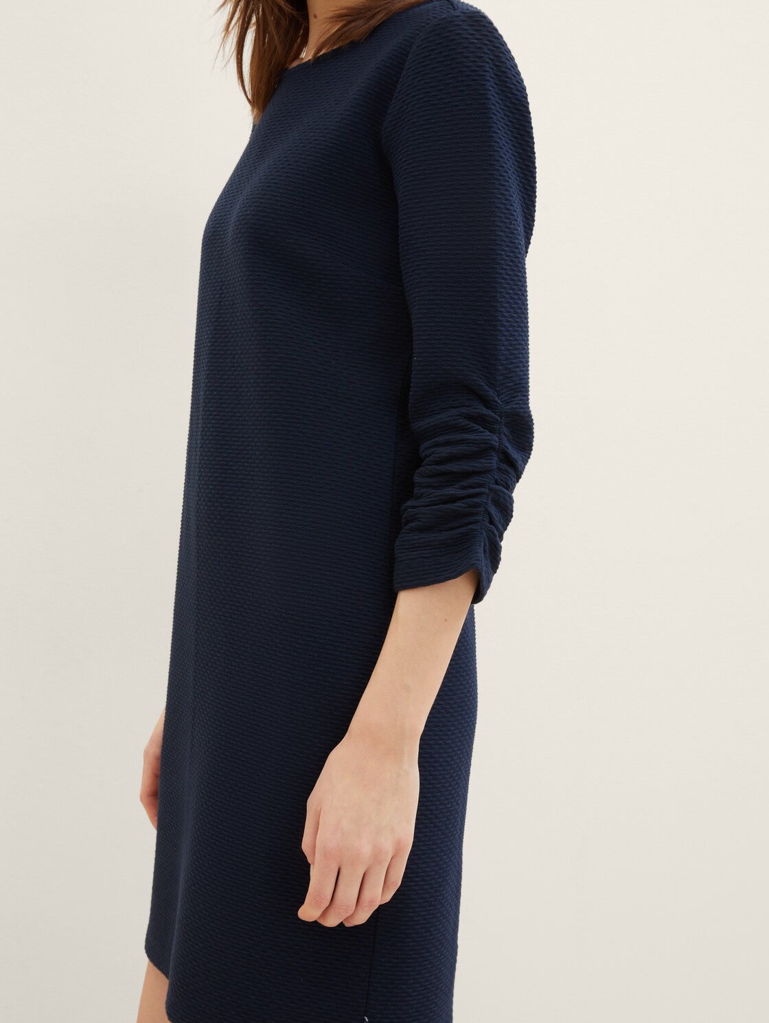 Mini-Kleid mit 3/4 Arm - sky captain blue - Detail-Model-Ansicht