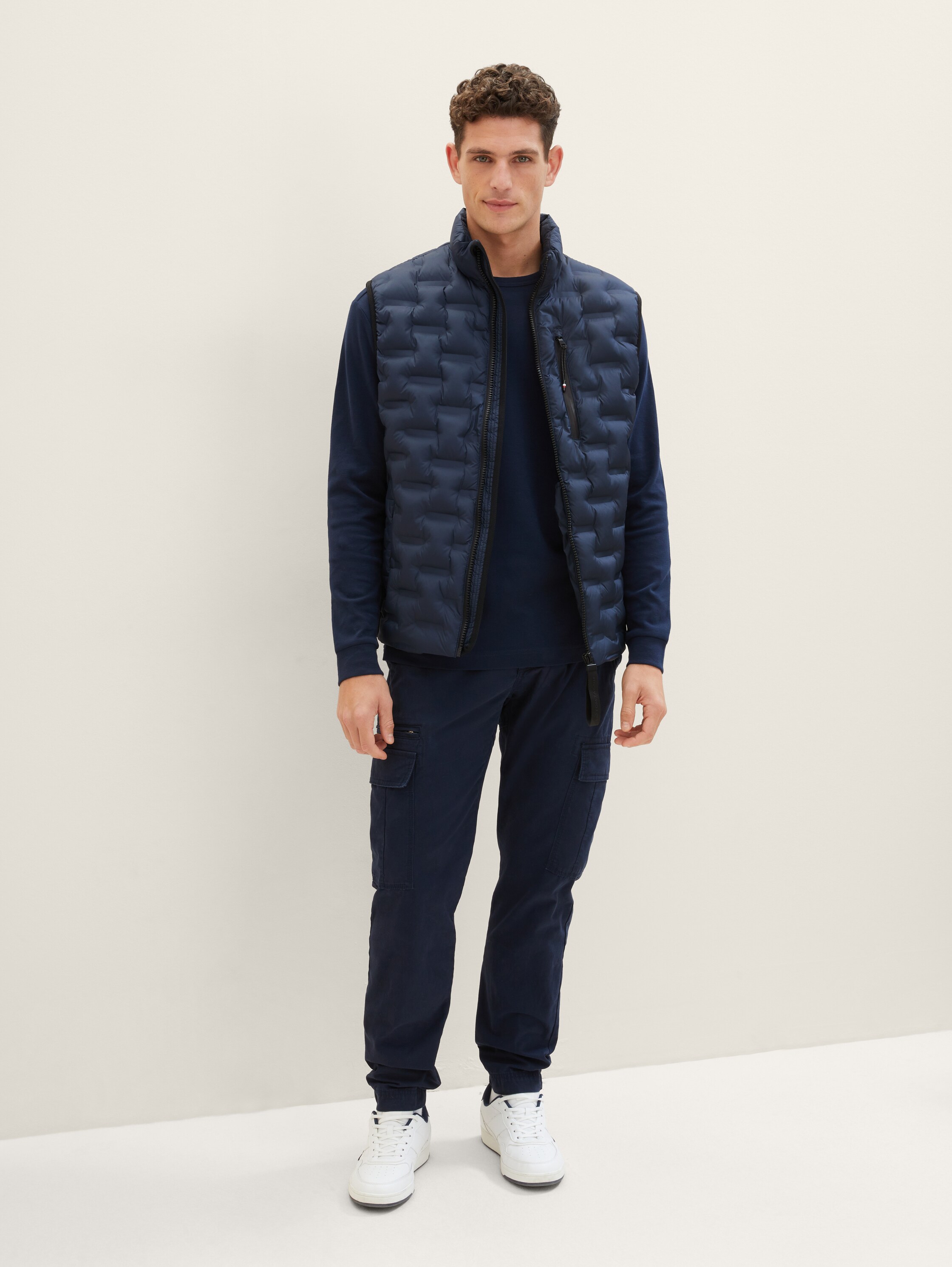 Ademend vest - sky captain blue - zijaanzicht model