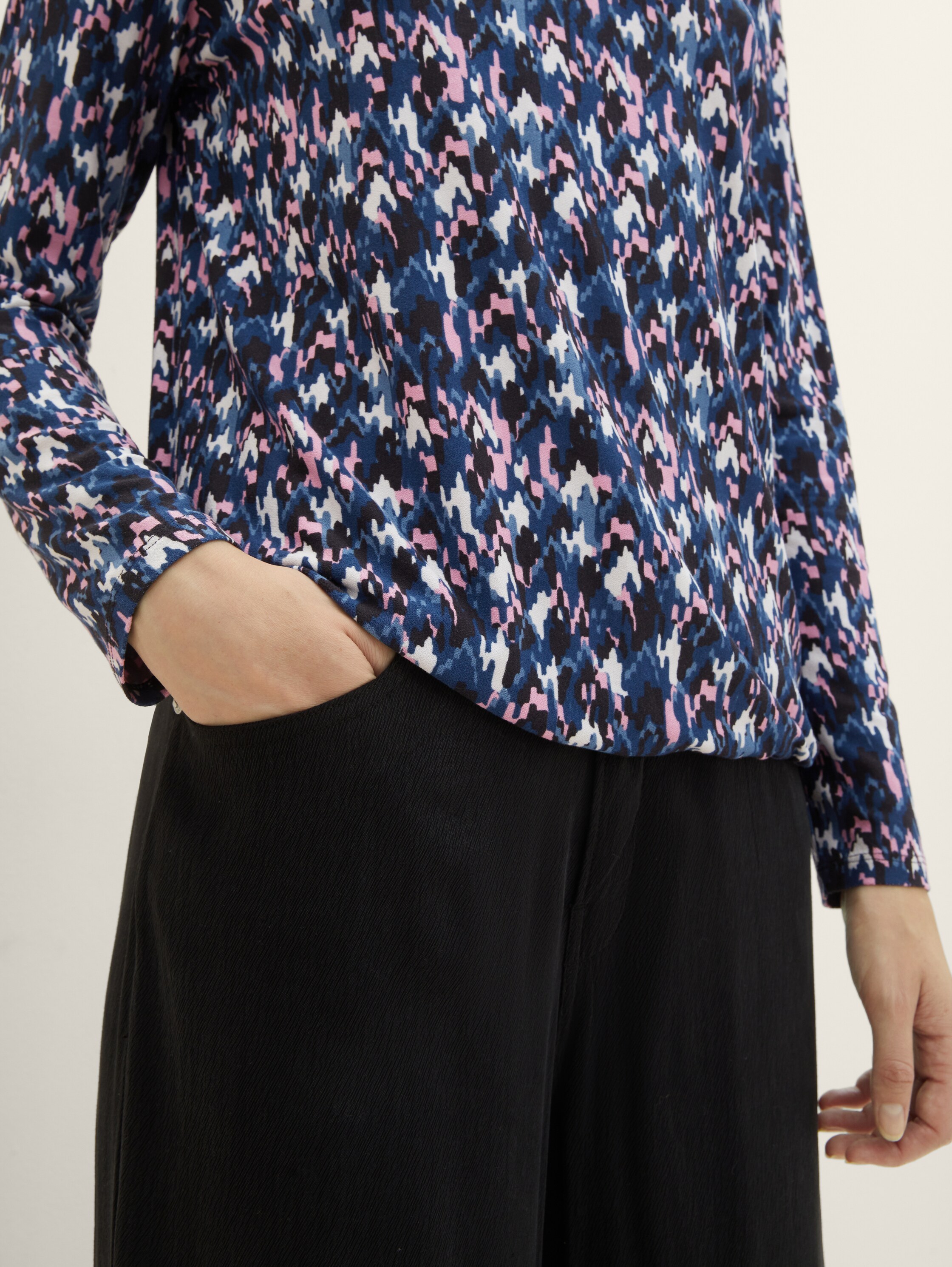 Langarmshirt mit Allover-Print - 6