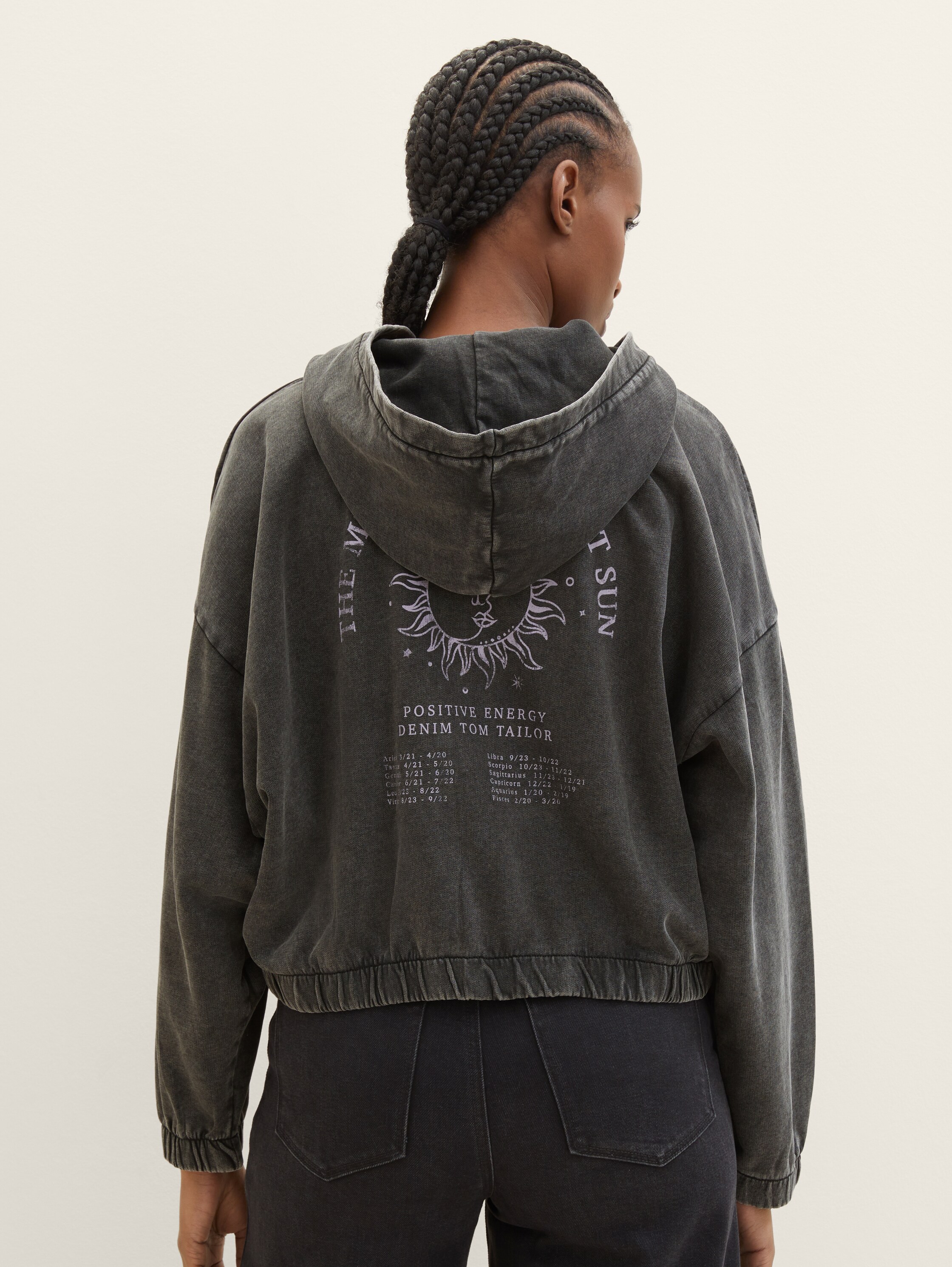 Sweatjack met motief - deep black - Neklijn model-achteraanzicht