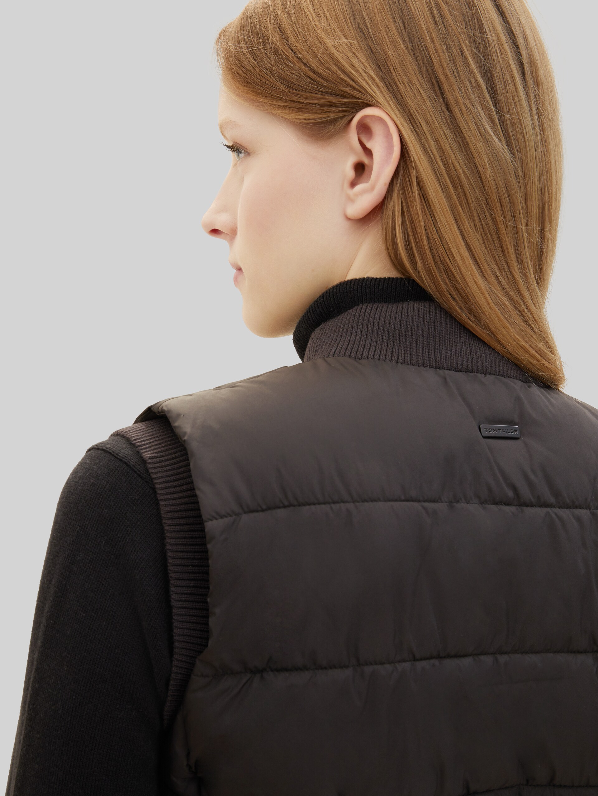 Lightweight Weste - deep black - Detail-Model-Ansicht