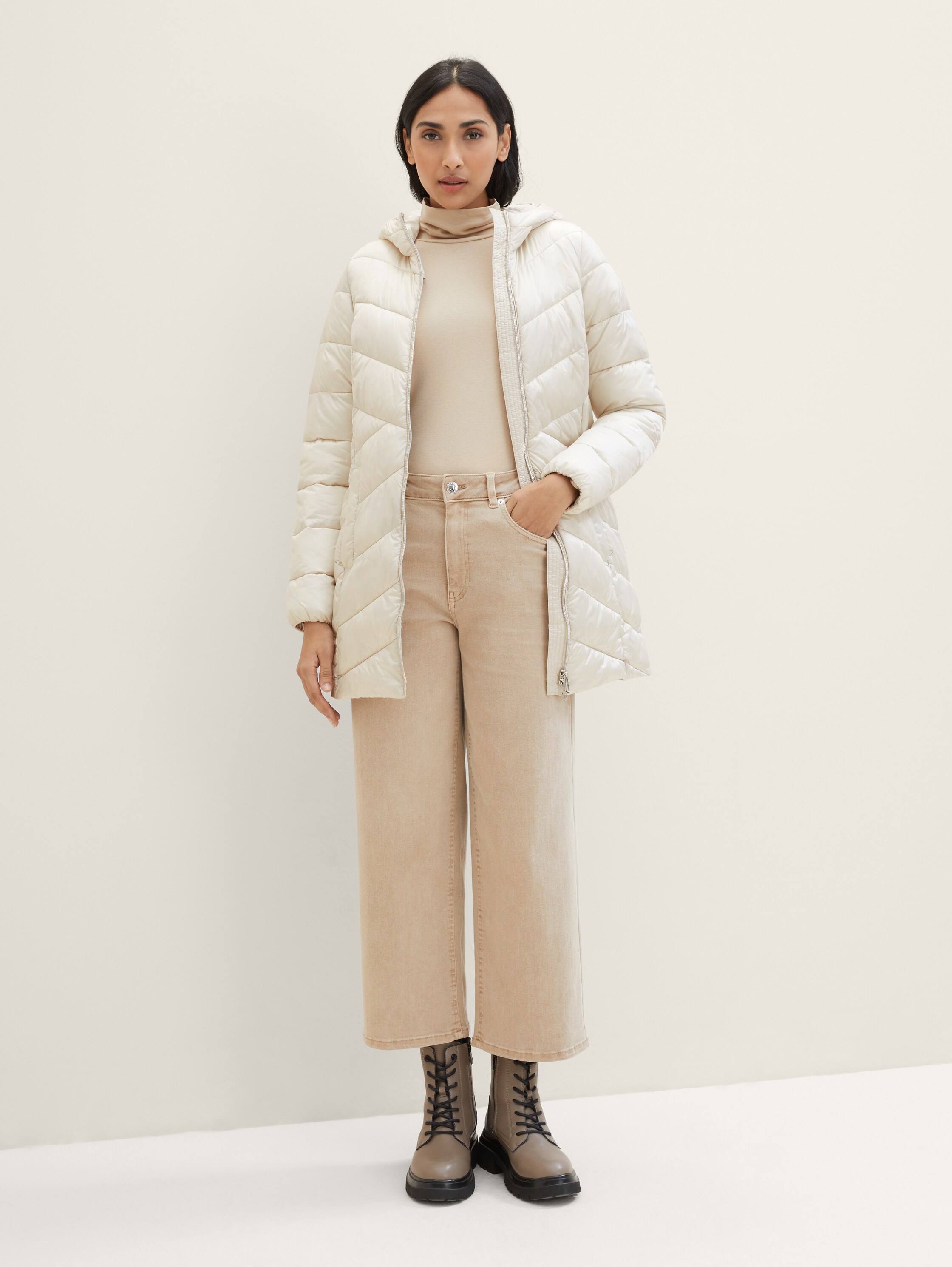 Lightweight Mantel - 2