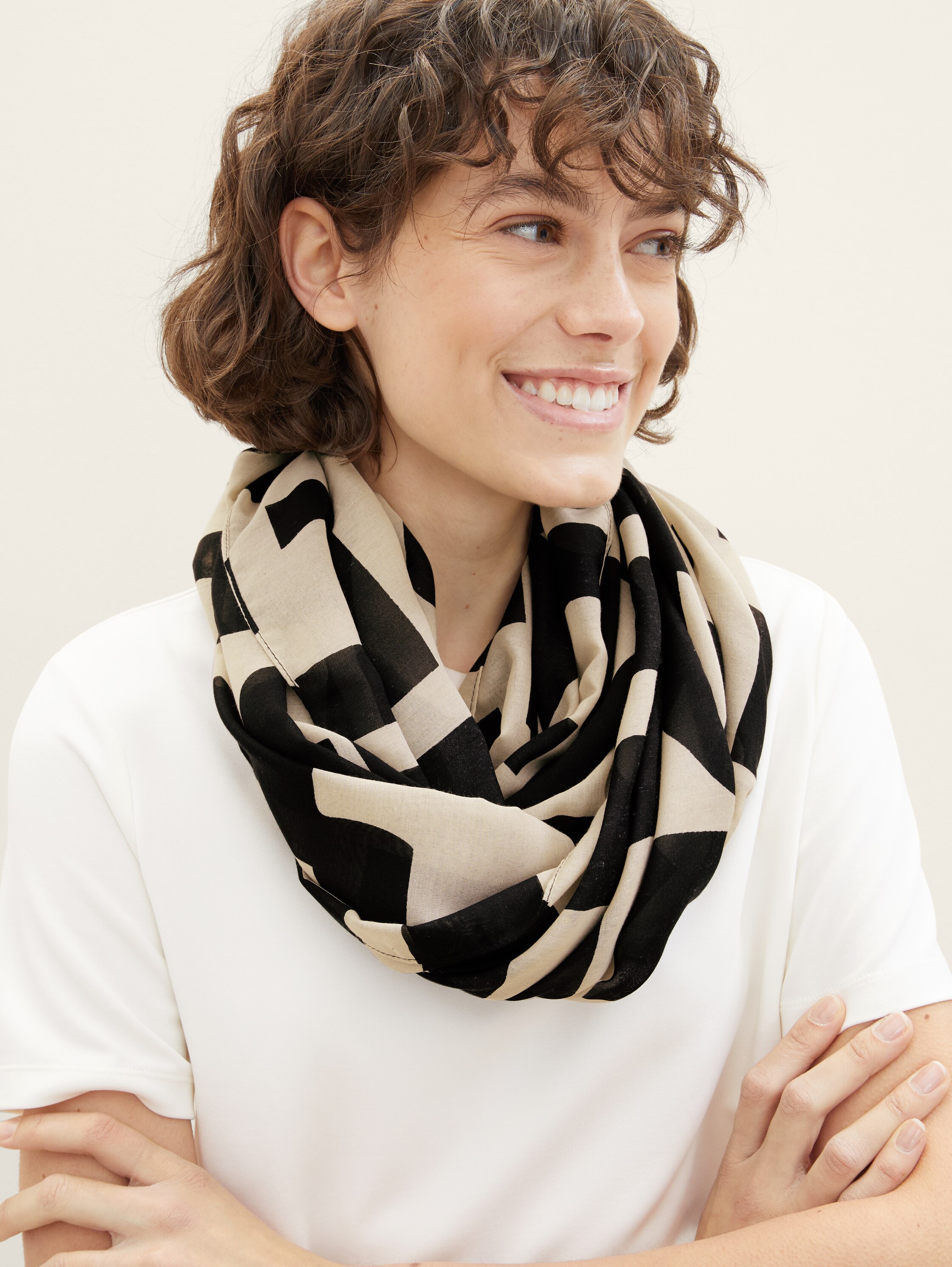 Schlauchschal mit recyceltem Polyester - 1