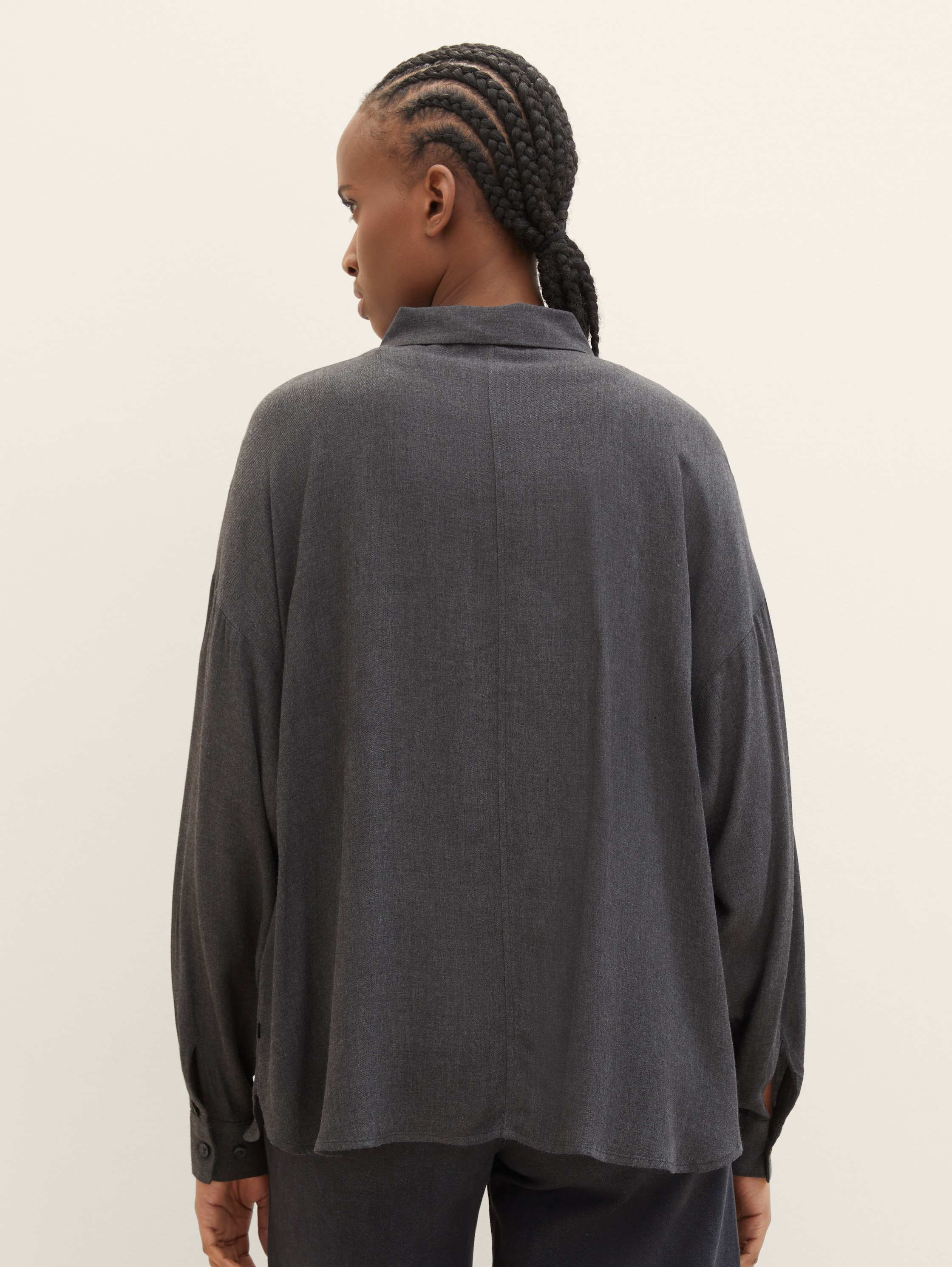 Oversized overhemd - Shale Grey Melange - Neklijn model-achteraanzicht