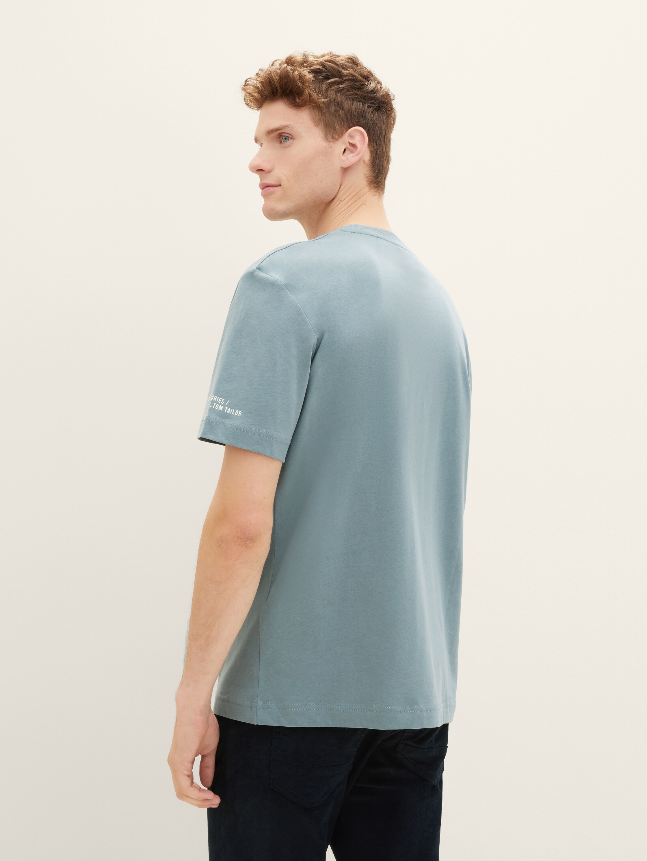 T-Shirt mit Print - grey mint - Auschnitt Model-Rückansicht