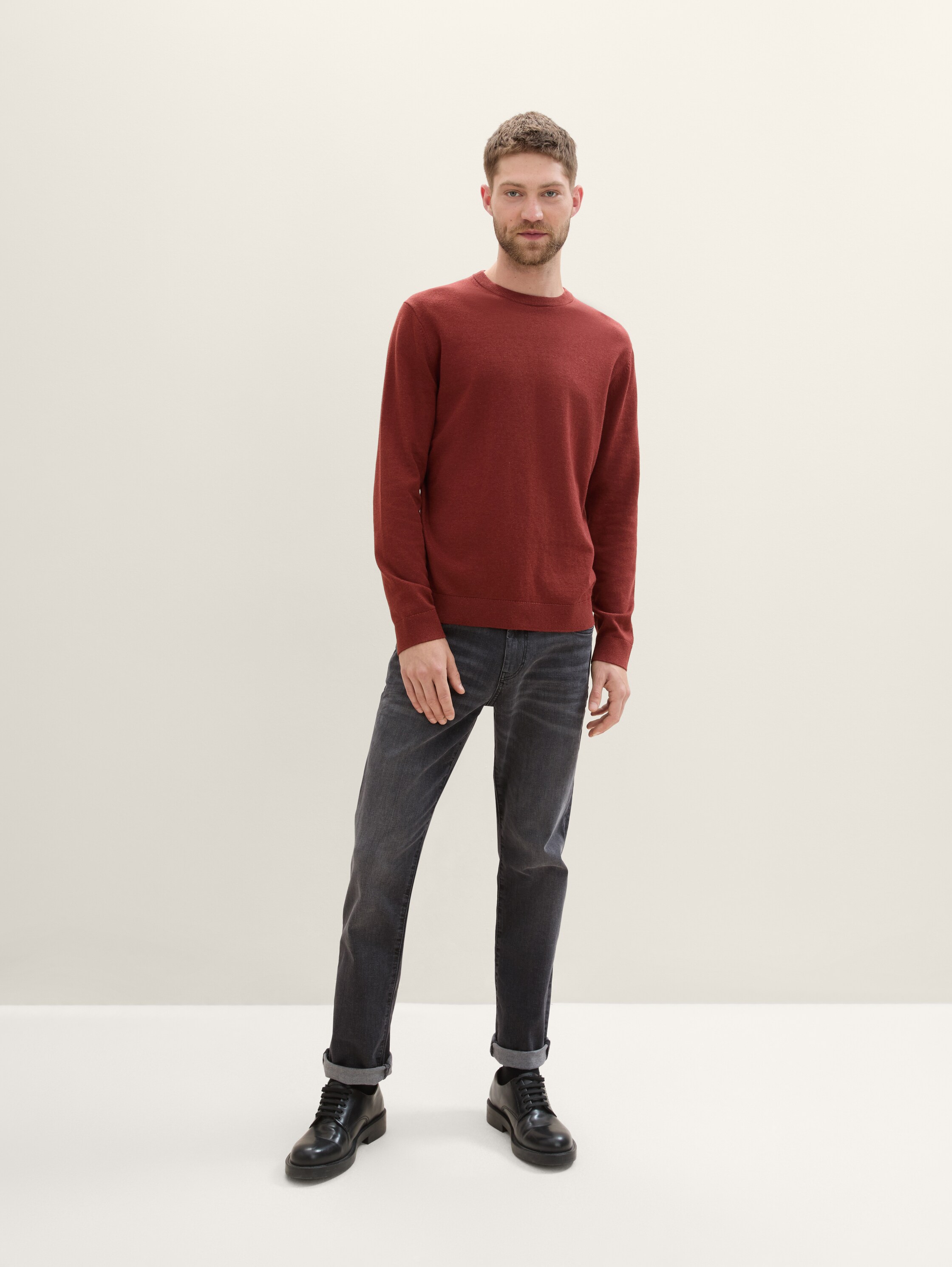 Strickpullover mit Rundhalsausschnitt - 1