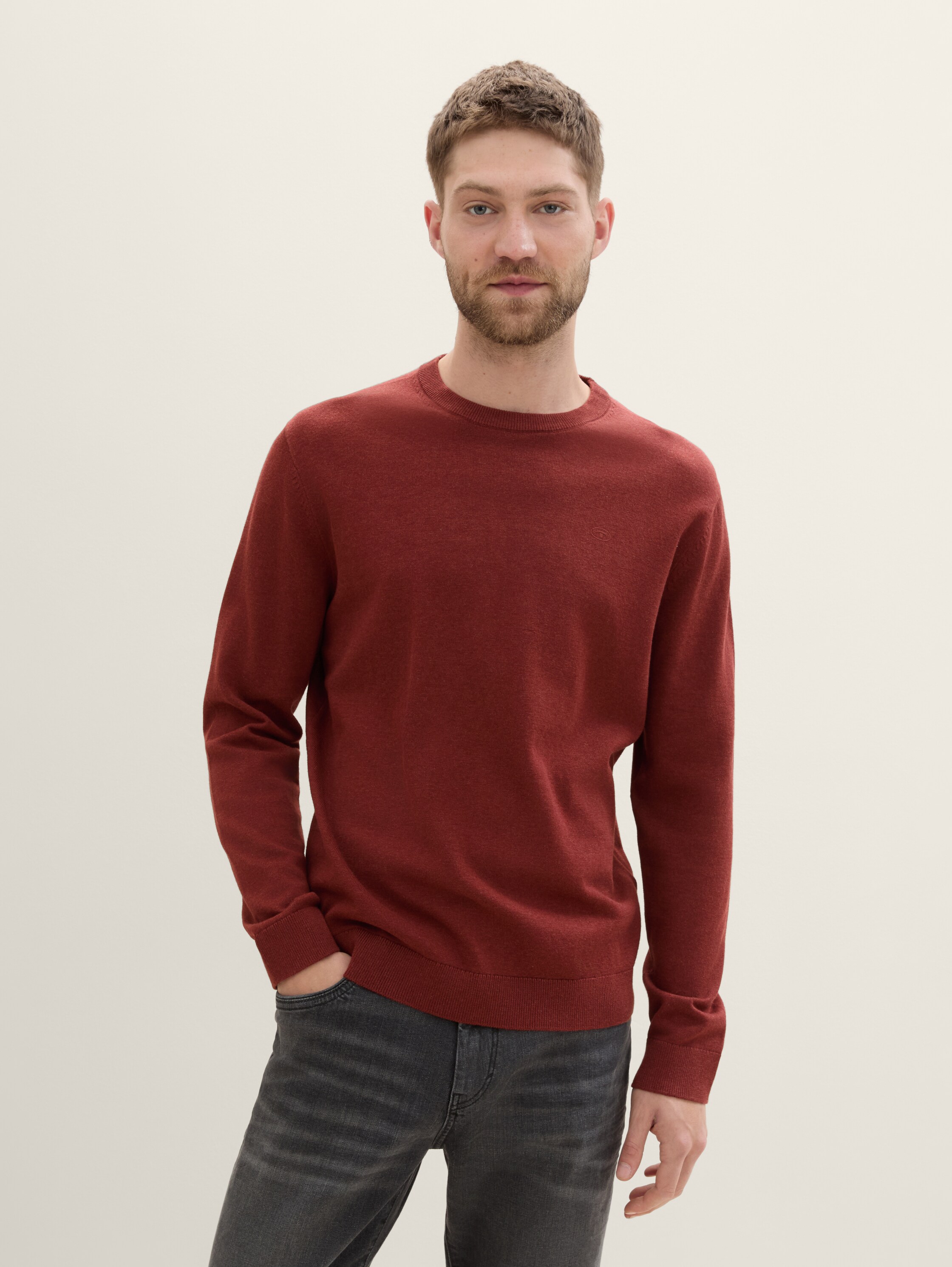 Strickpullover mit Rundhalsausschnitt - 0