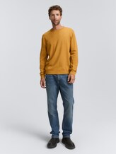 Pull en maille basique en coton - mustard melange - Vue de face du modèle