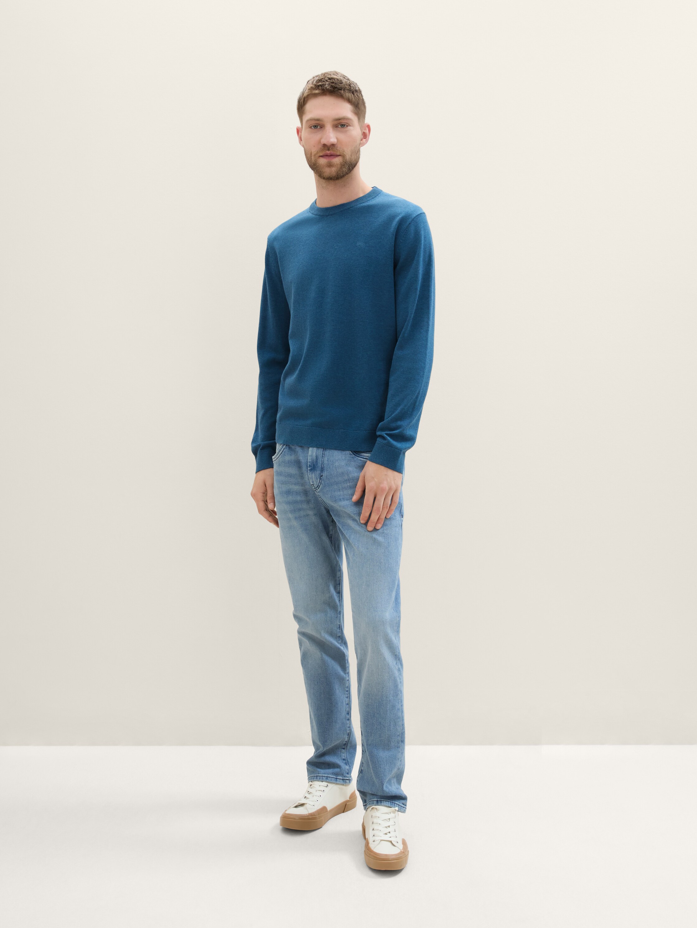 Strickpullover mit Rundhalsausschnitt - 1