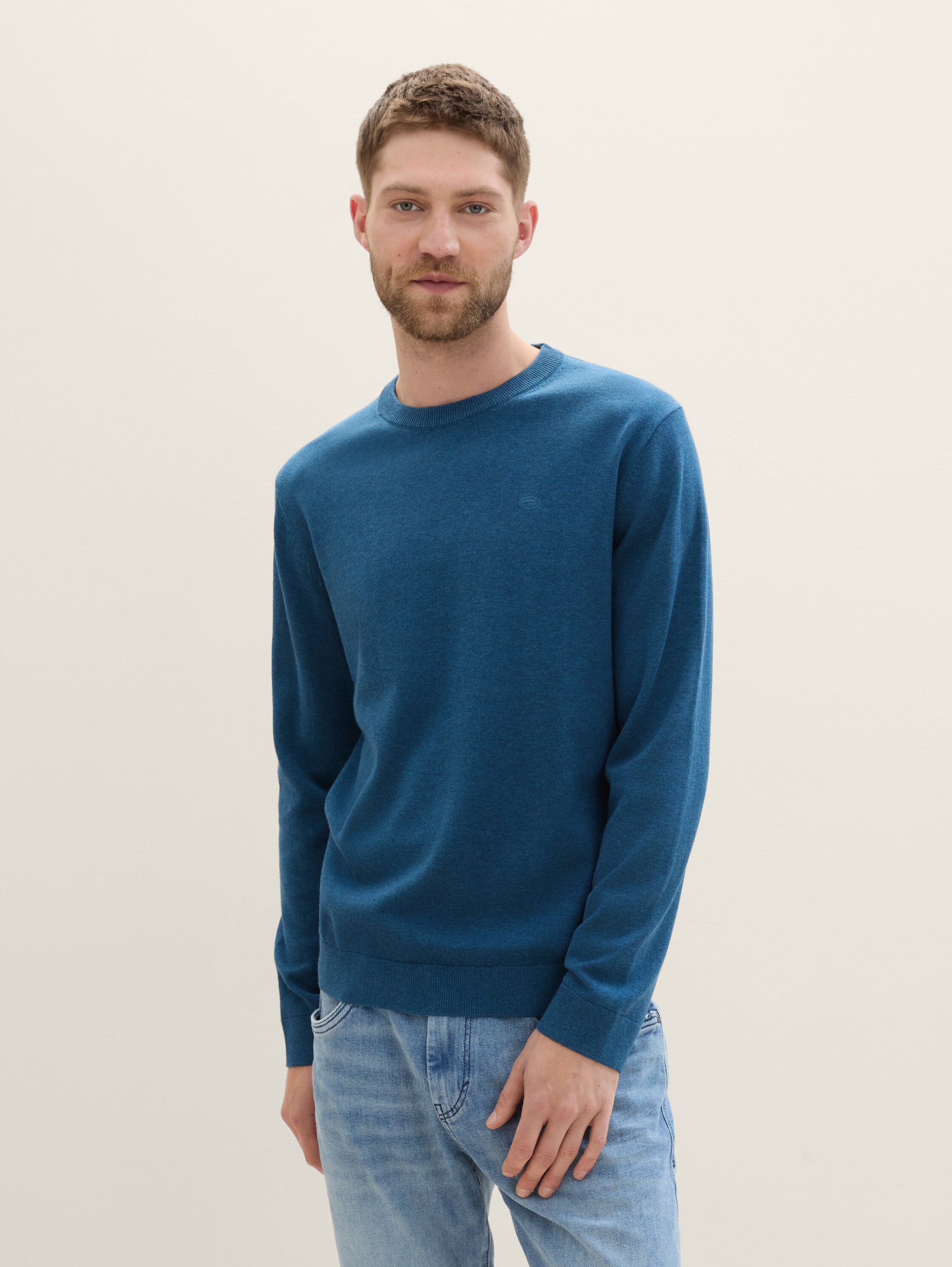 Strickpullover mit Rundhalsausschnitt - 0