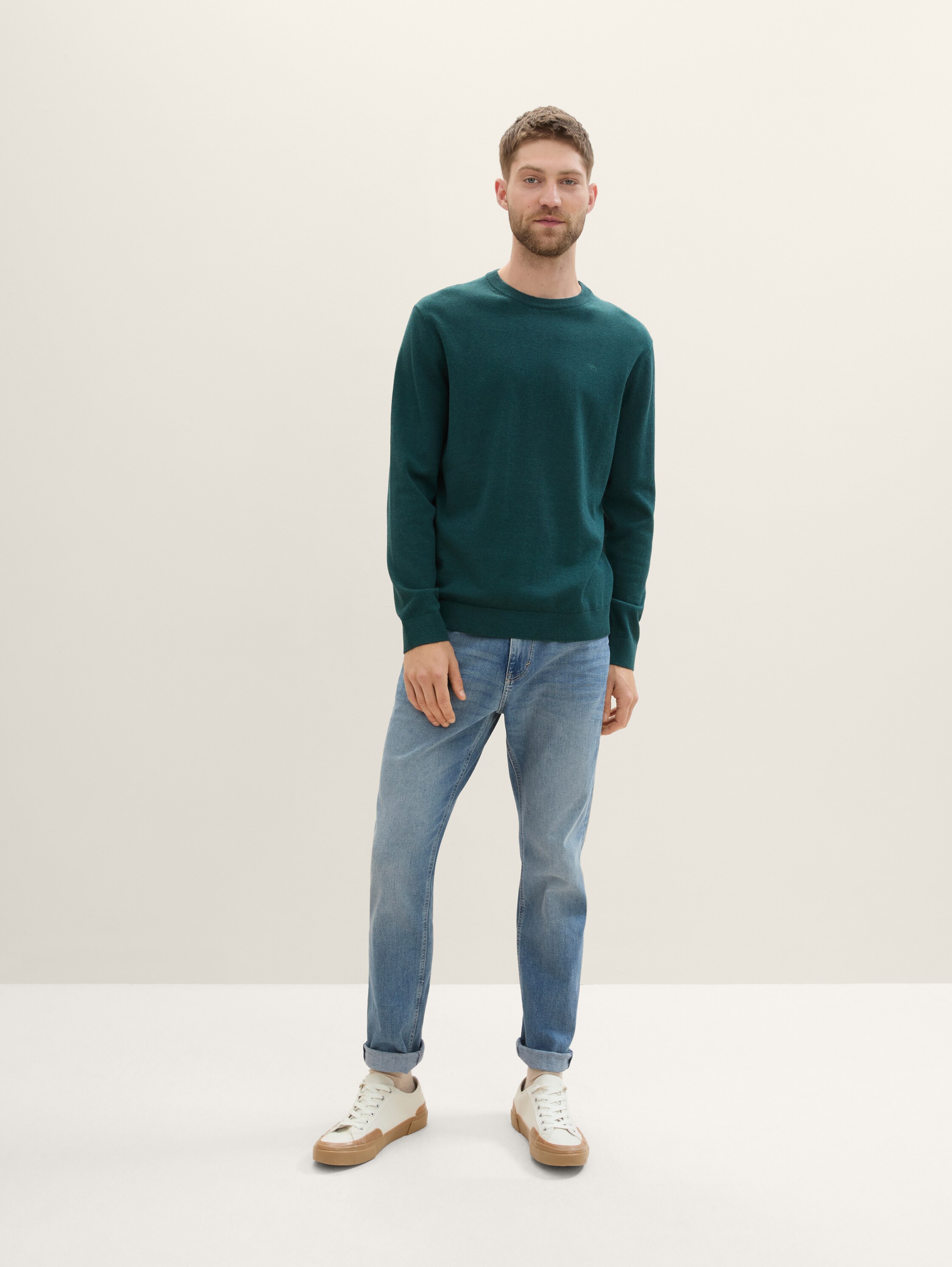 Strickpullover mit Rundhalsausschnitt - 1