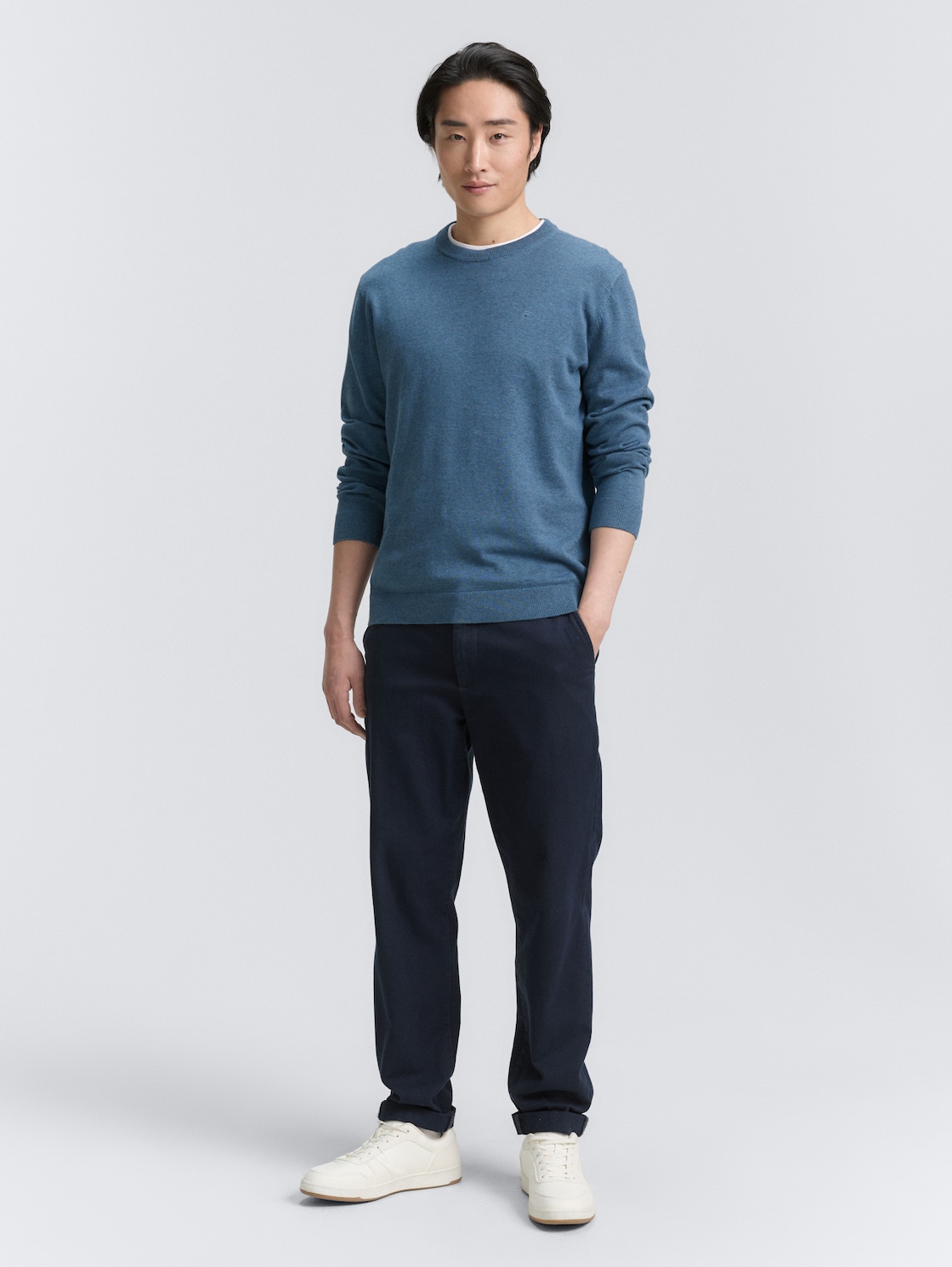 Basic Strickpullover aus Baumwolle - real teal melange - Model-Vorderansicht