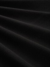 Pull en maille à col en V - Black - Vue de la matière