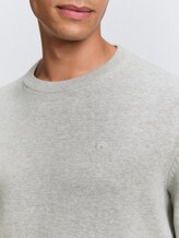 Pull en maille basique en coton - Light Soft Grey Melange - Vue détaillée du modèle