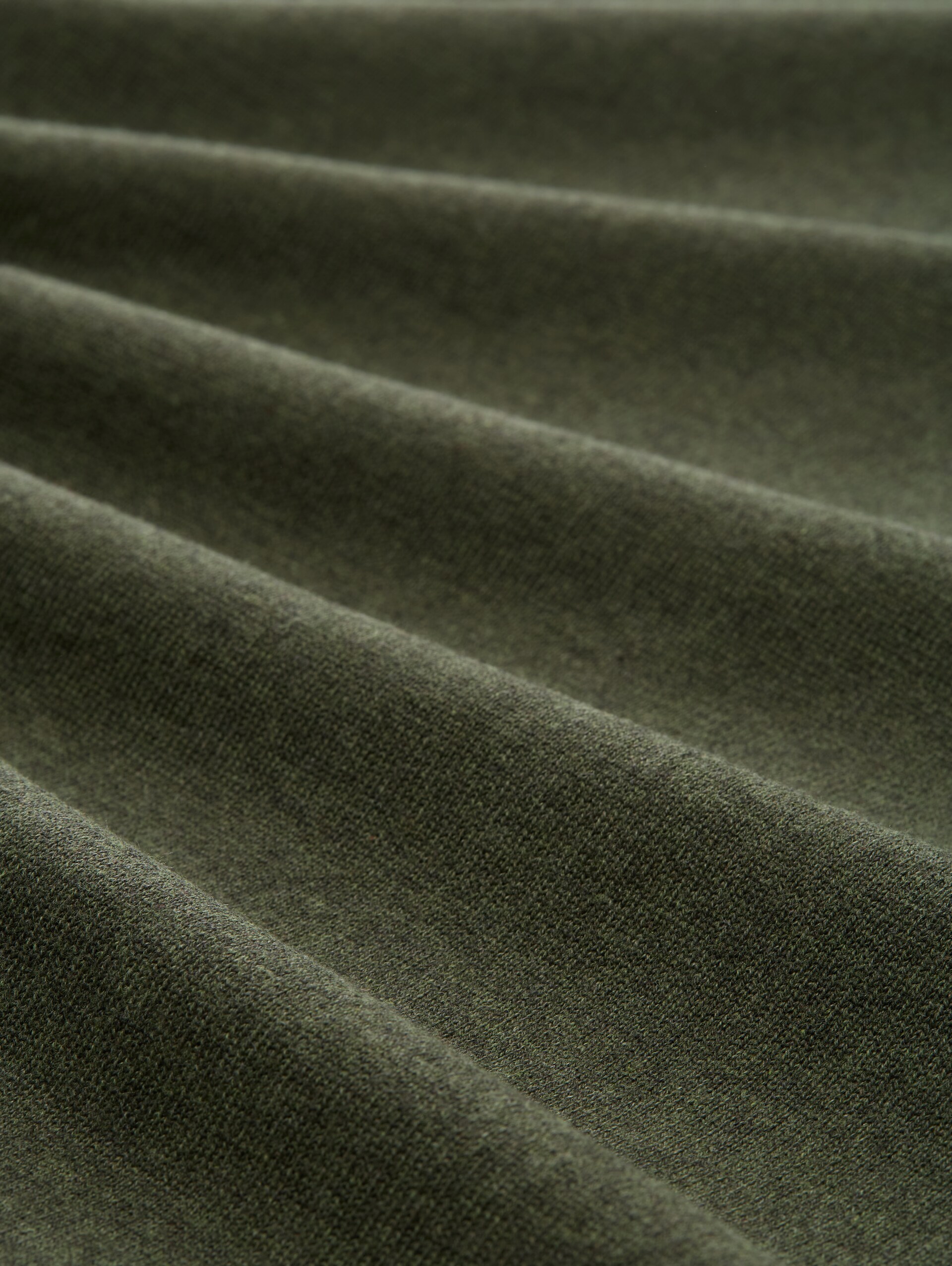 Basic gebreide trui van katoen - rosin green melange - Materiaalweergave