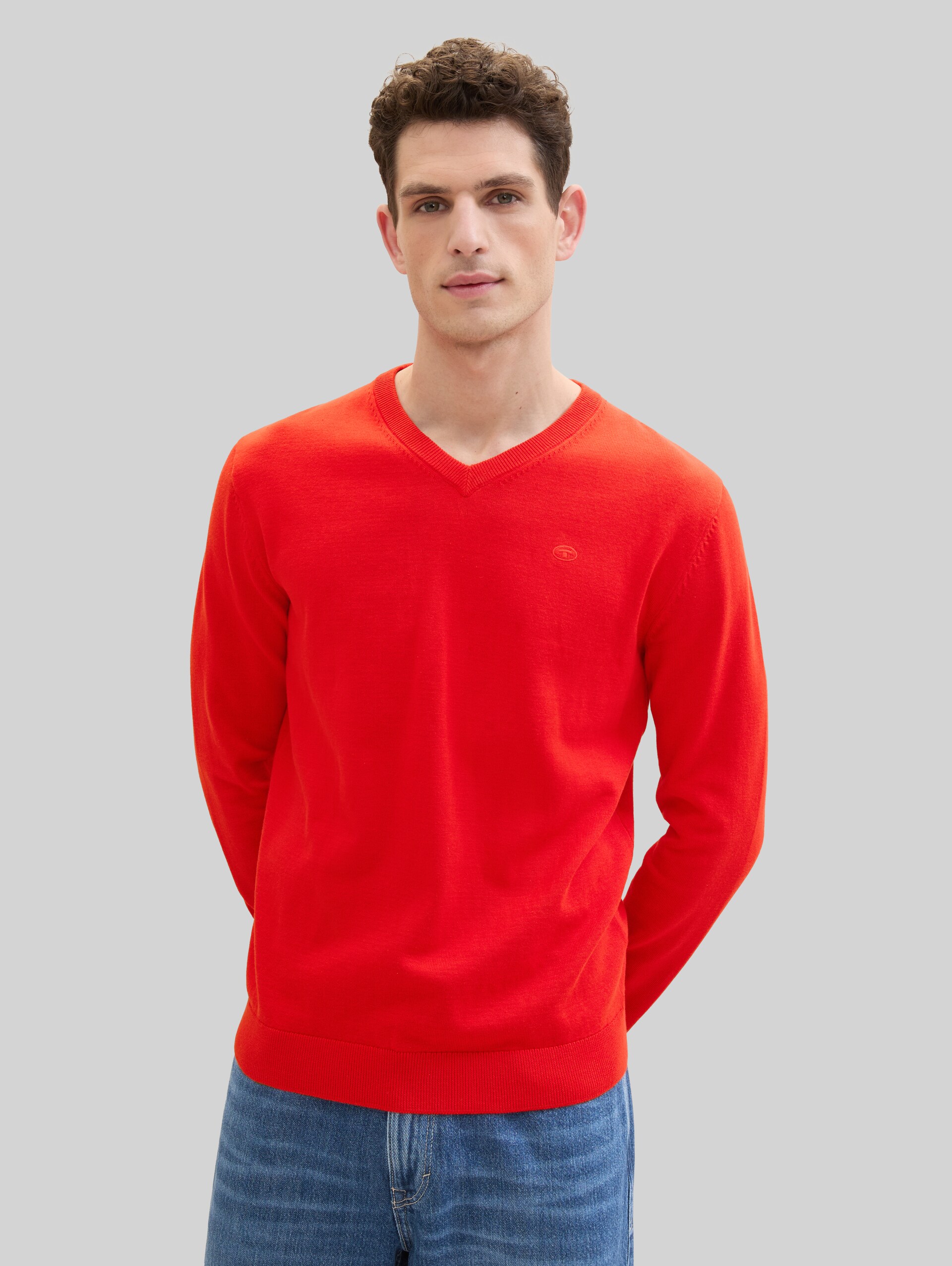 Strickpullover mit V-Ausschnitt aus Baumwolle - Basic Red