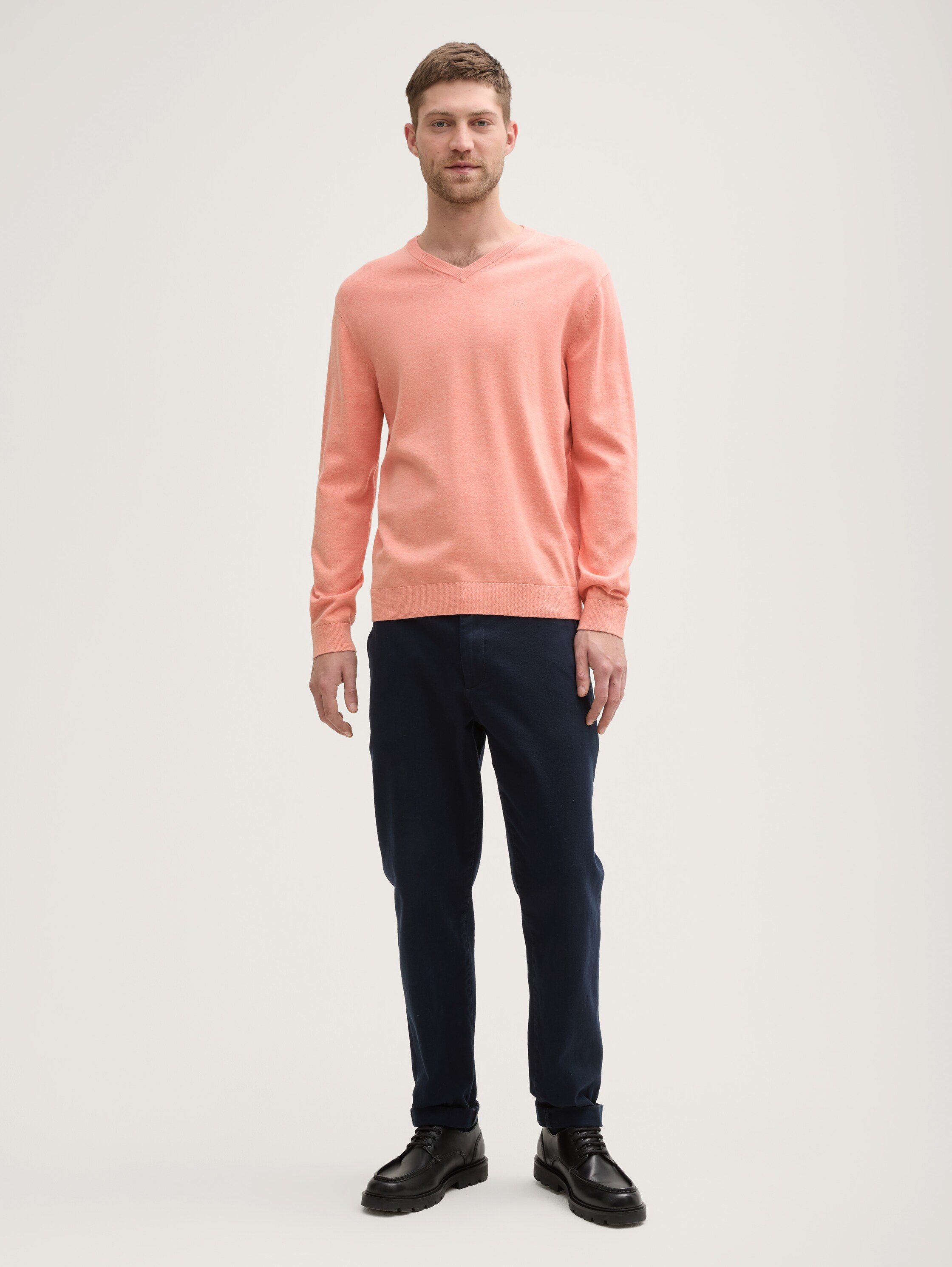 Strickpullover mit V-Ausschnitt aus Baumwolle - 0