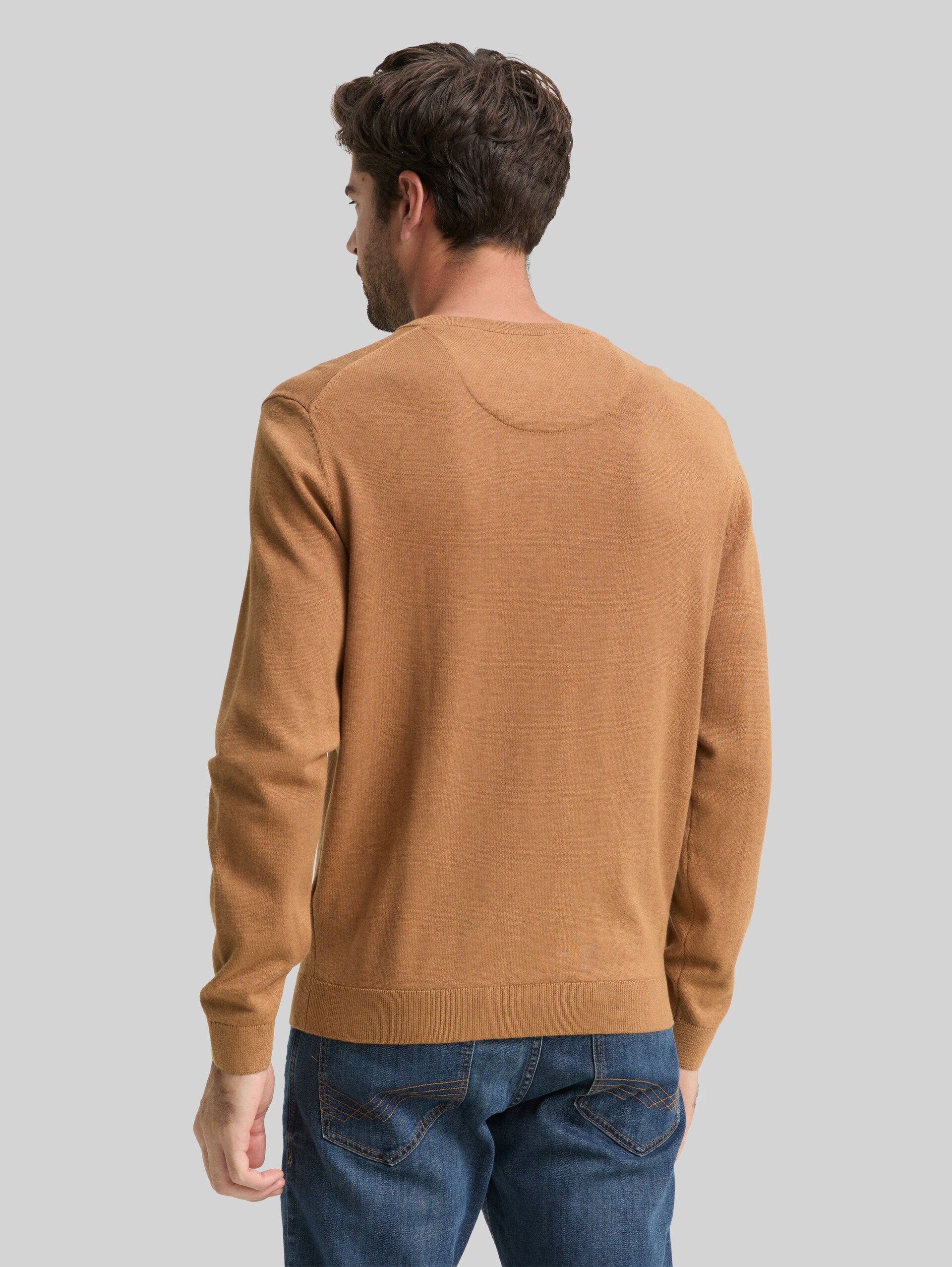 Strickpullover mit V-Ausschnitt aus Baumwolle - mid brown melange