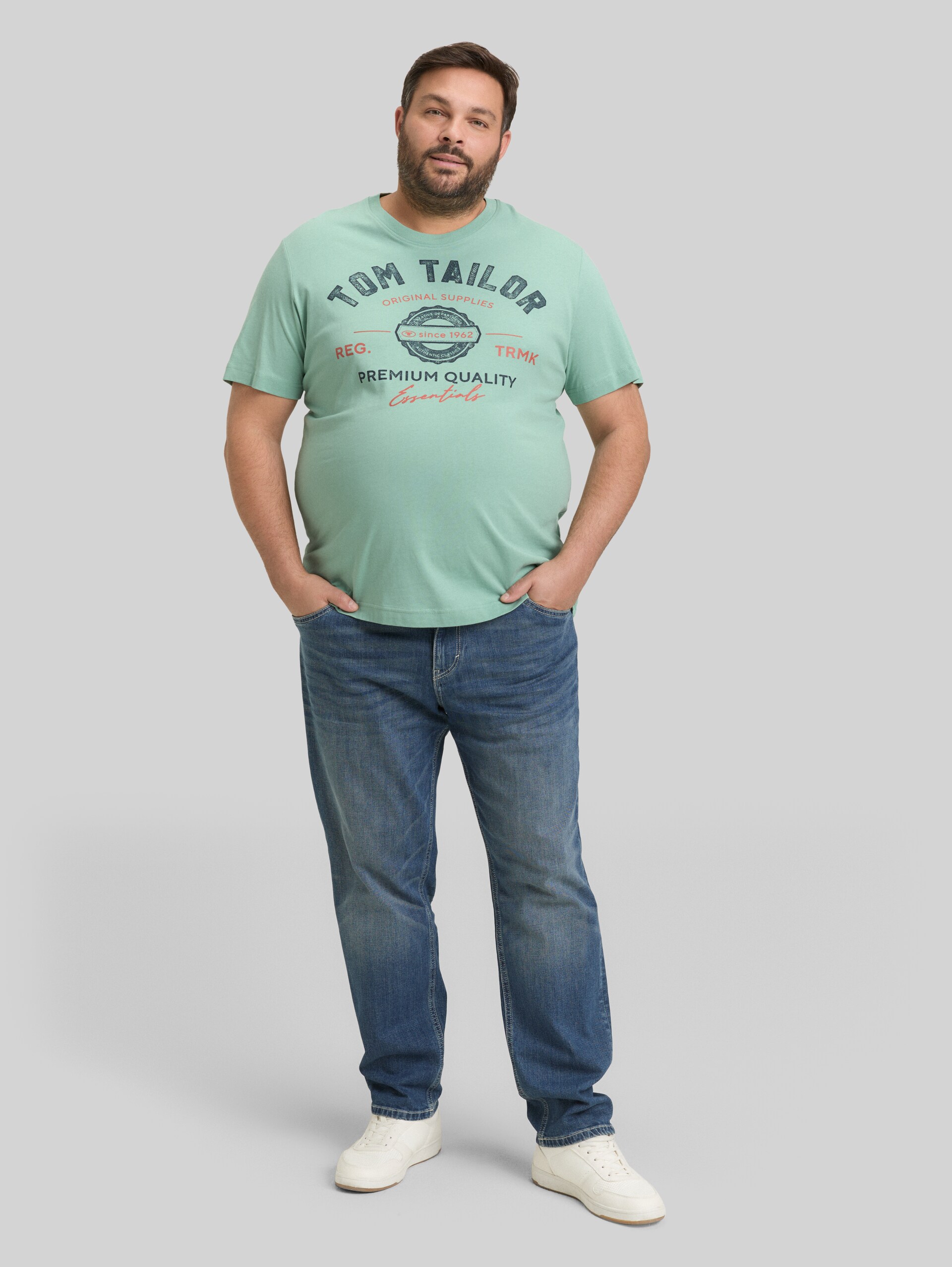 Plus Size - T-shirt with logo print - dust green - Model front view
