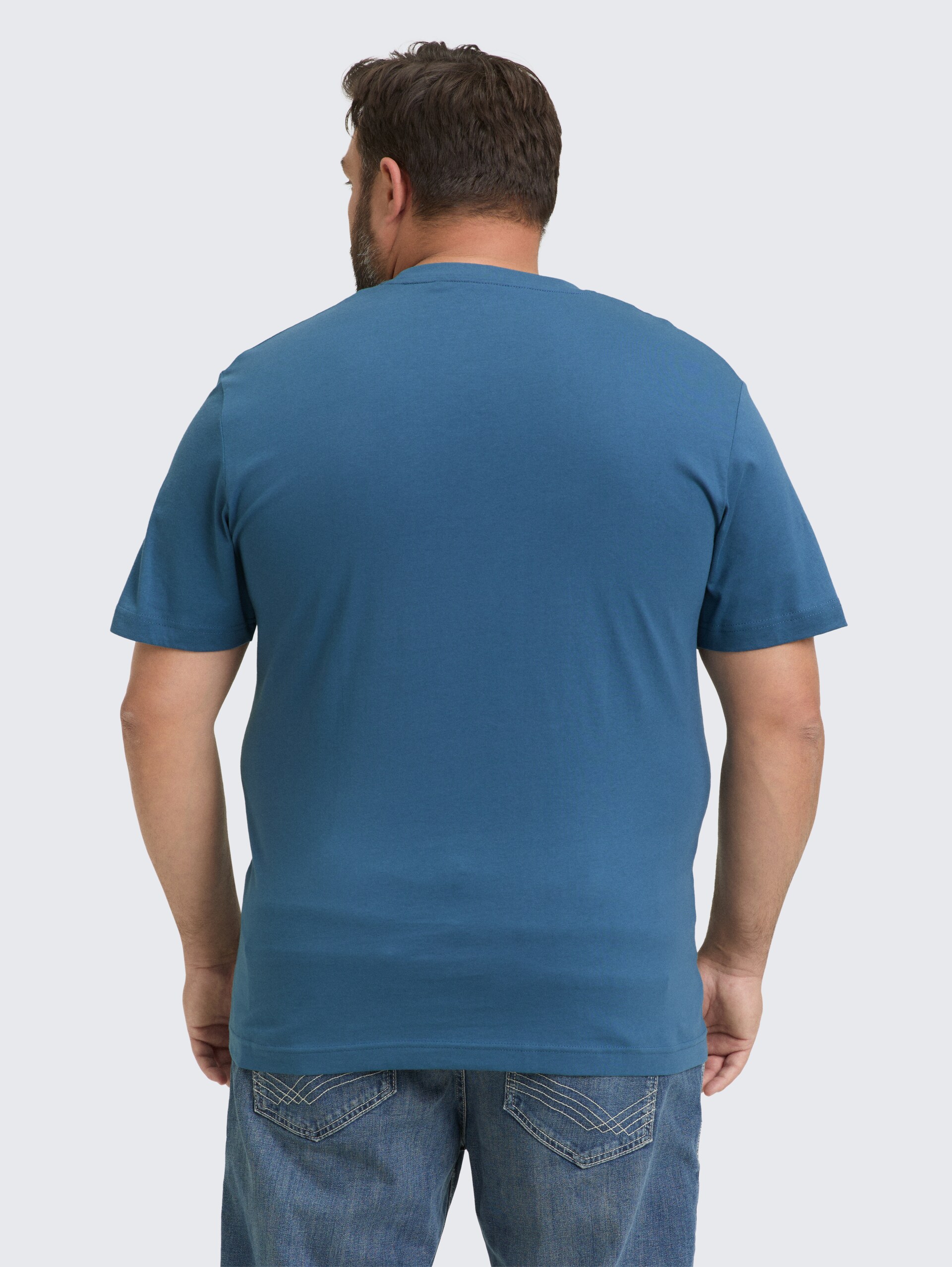 Plus Size - T-Shirt mit Logo Print - real teal blue - Auschnitt Model-Rückansicht