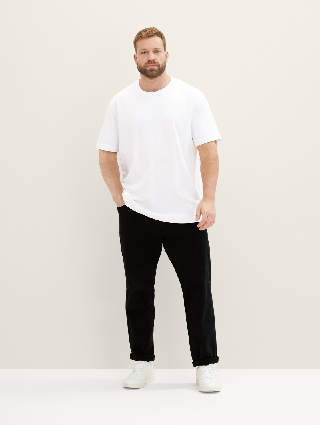 Plus Size - T-Shirt im 2er-Pack - White - Model-Vorderansicht