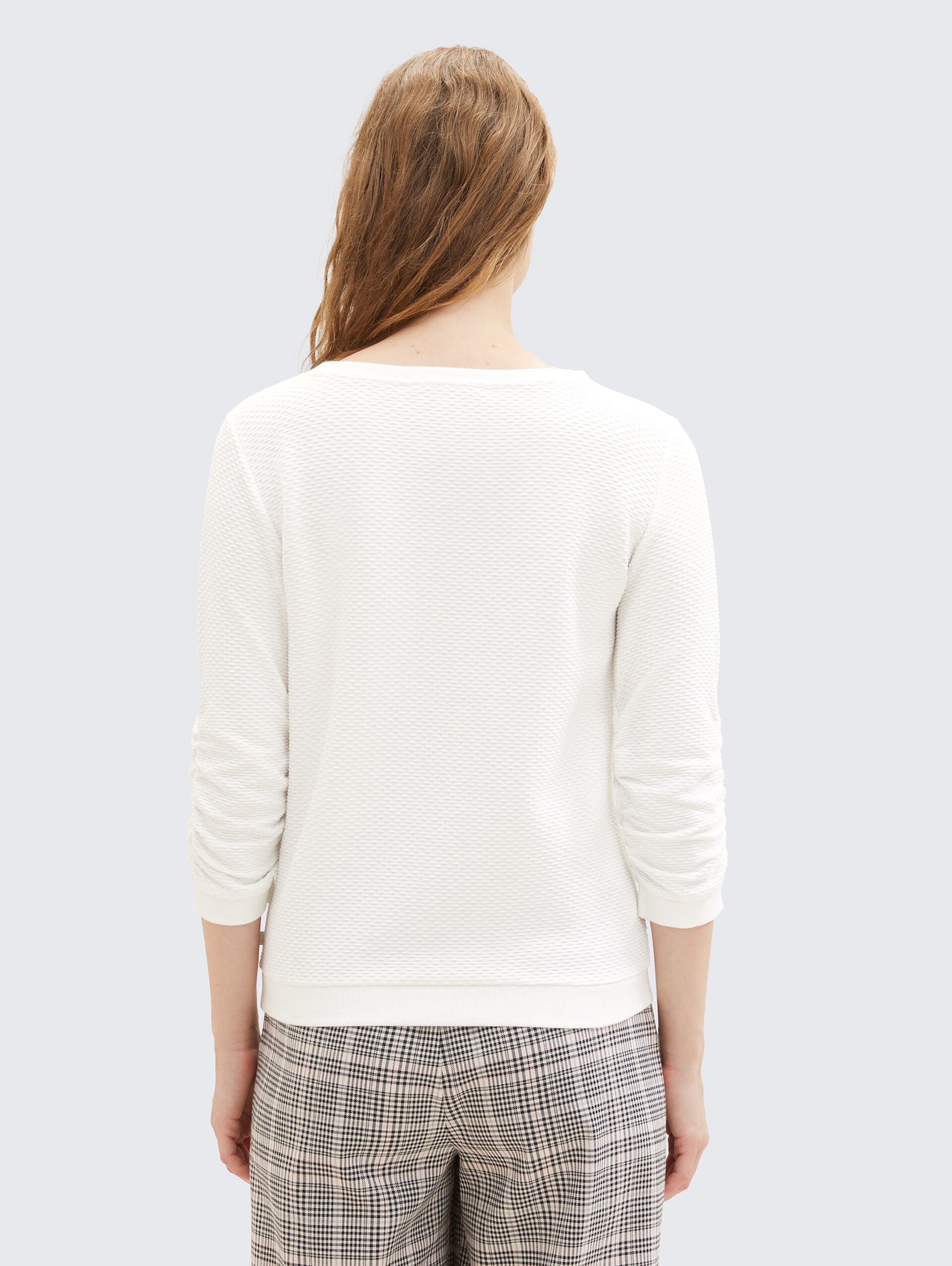 Sweatshirt mit Raffungen - off white - Auschnitt Model-Rückansicht