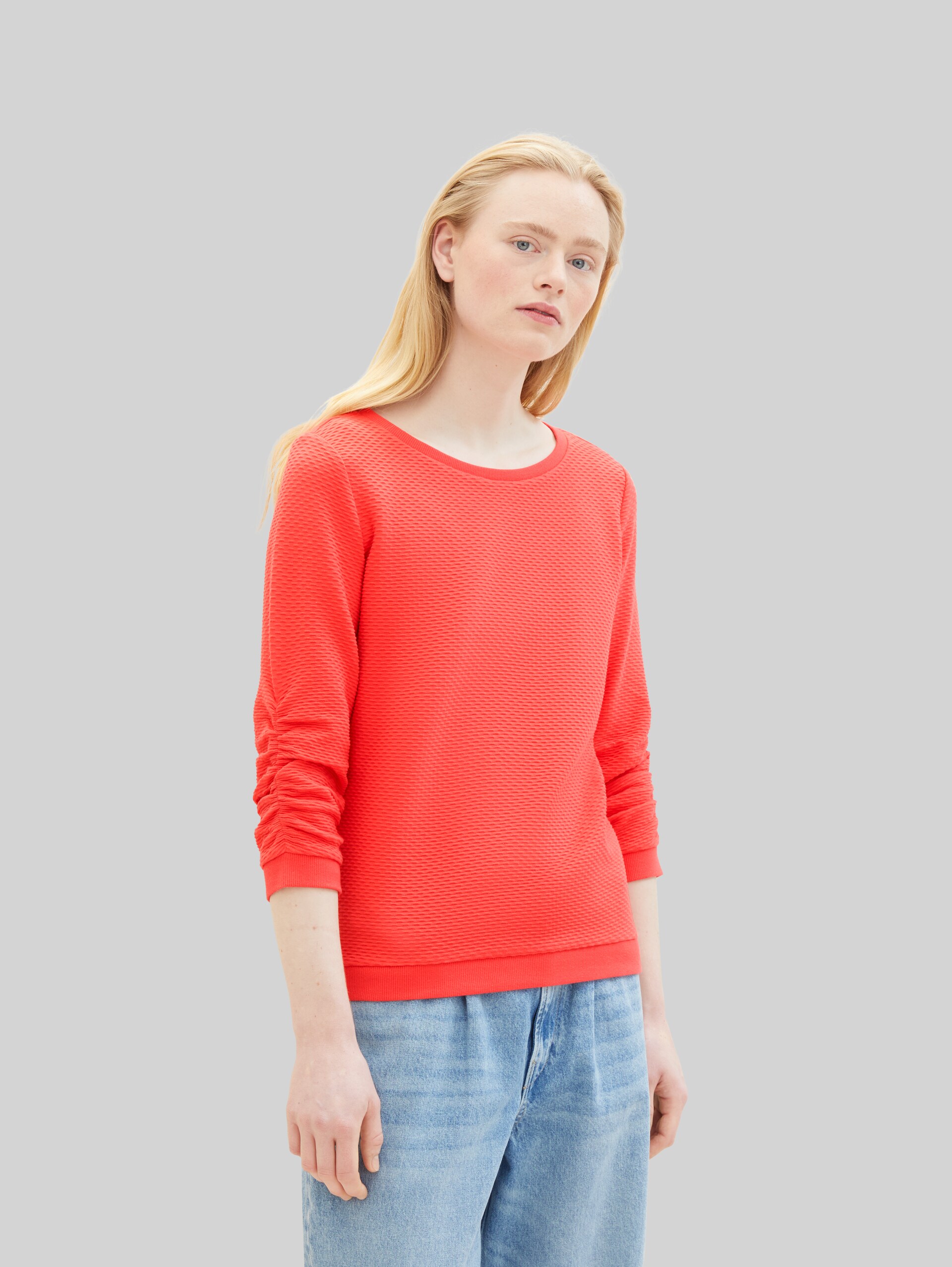 Sweatshirt met plooien - Plain Red - Model vooraanzicht