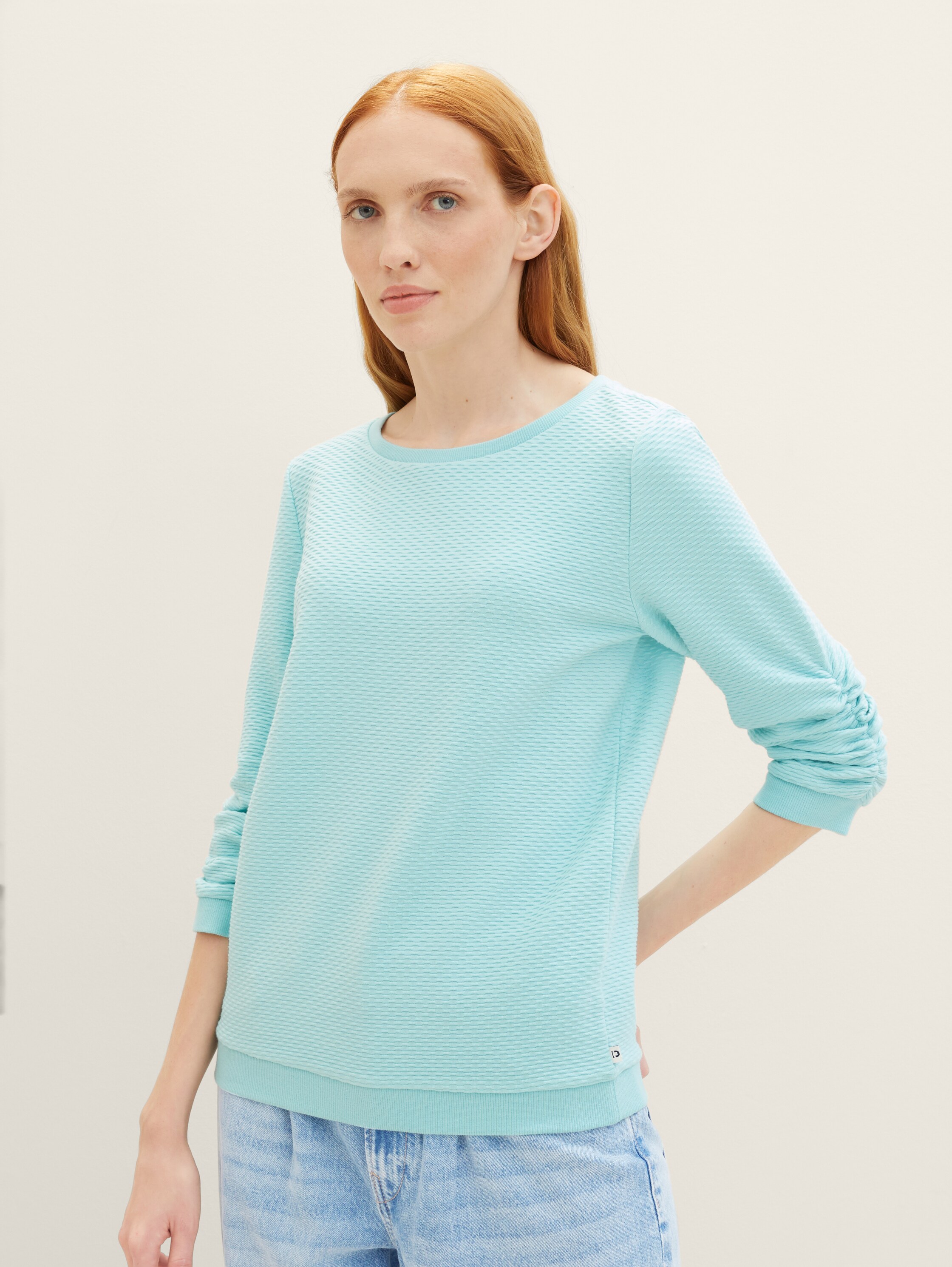 Sweat-shirt à fronces - pastel turquoise - Découpe Vue de face du modèle