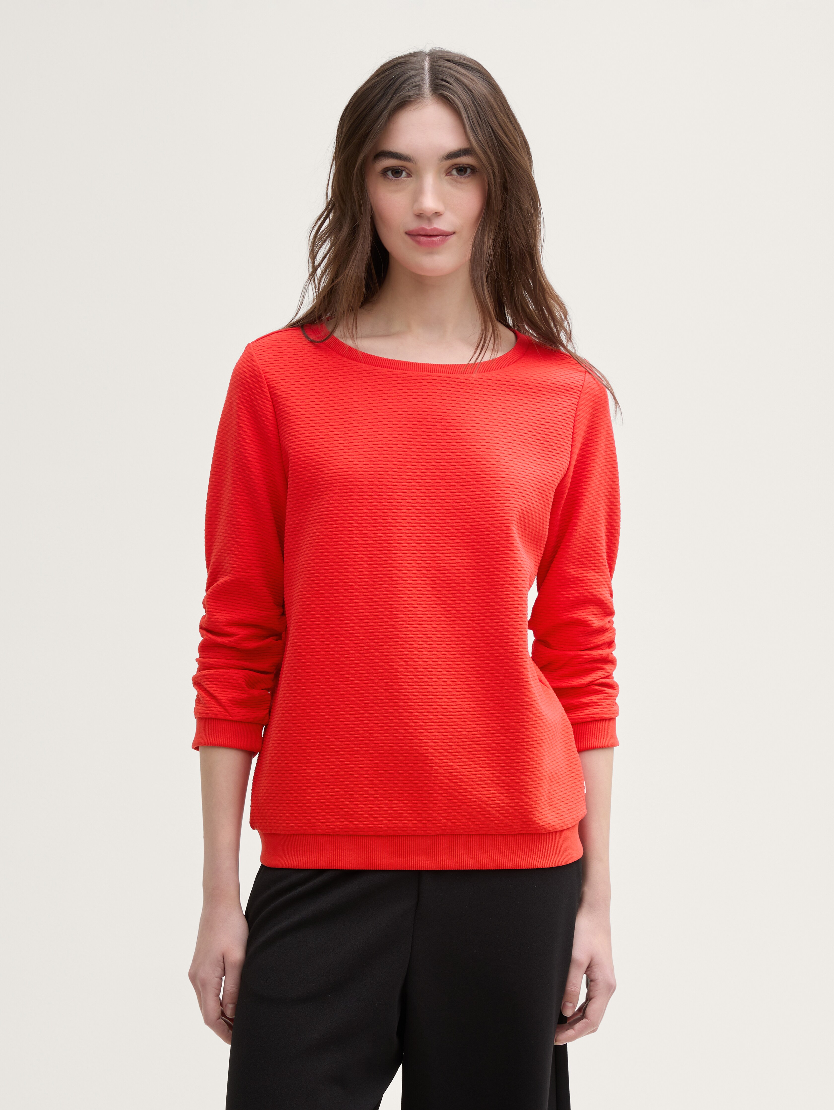 Sweatshirt mit Raffungen von Denim Female, Scarlet Red