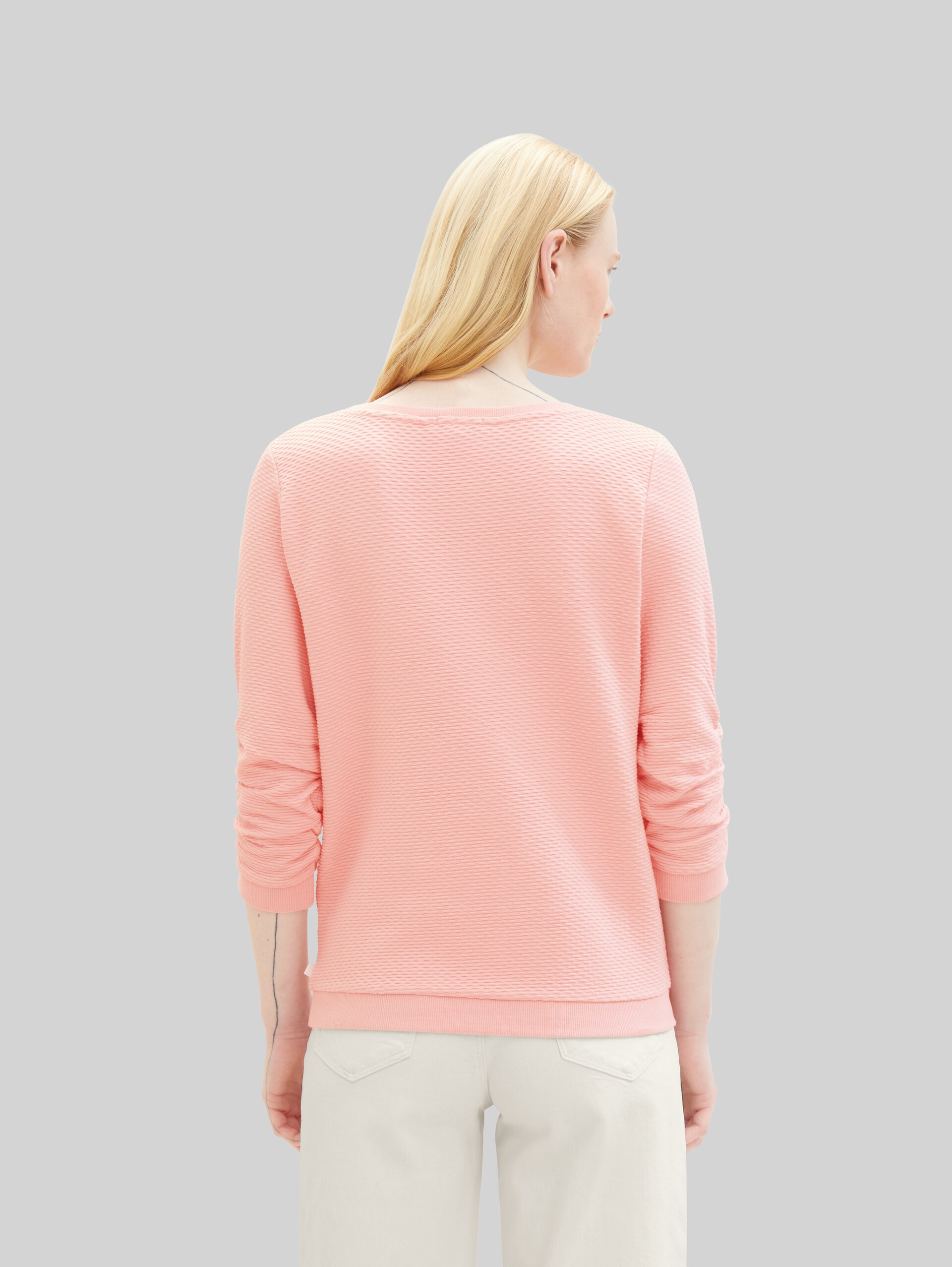 Sweatshirt mit Raffungen - crystal pink - Auschnitt Model-Rückansicht